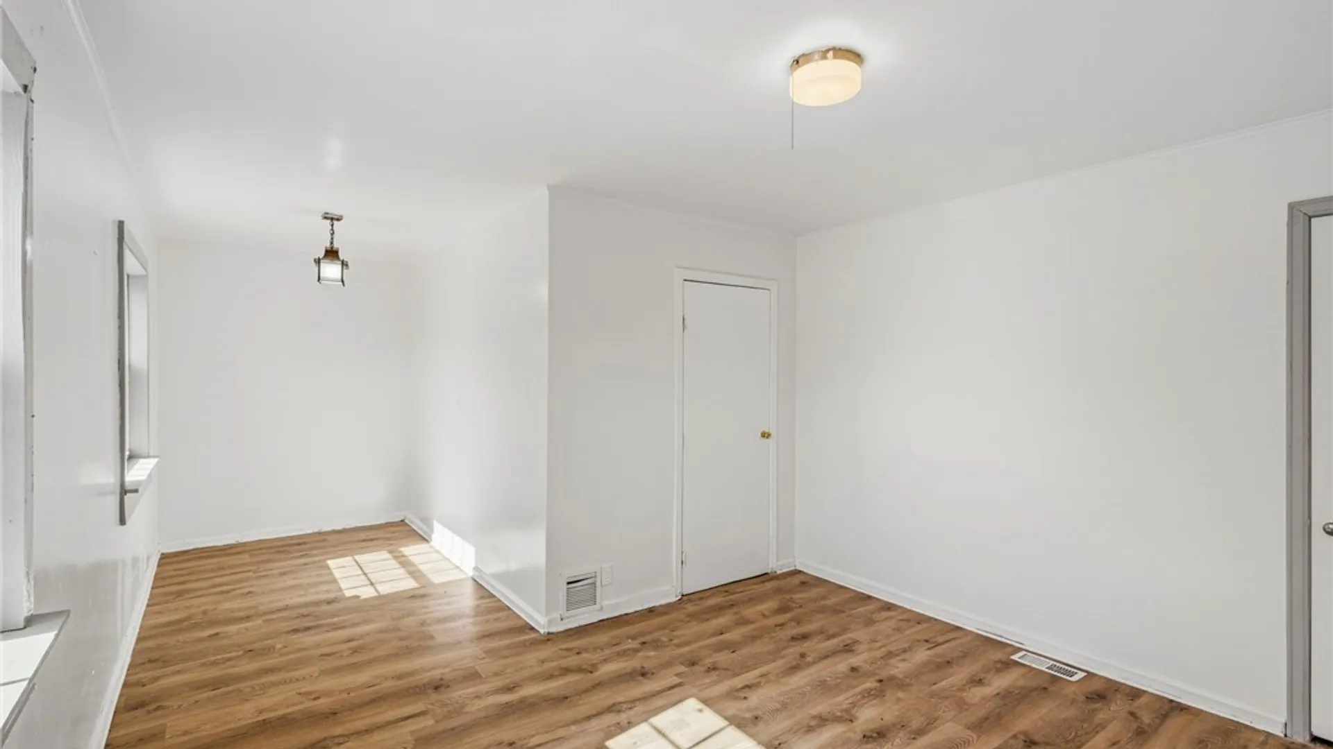 Property at 57 Briscoe Avenue, Buffalo, NY 14211 18