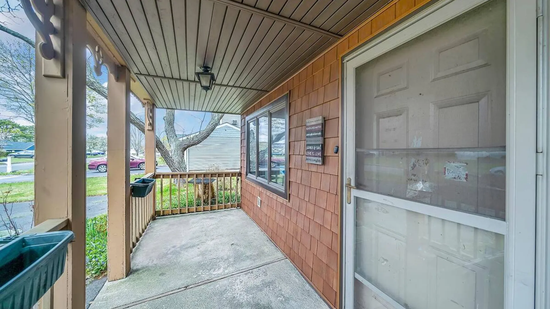 Property at 35 Mercury Avenue, East Patchogue, NY 11772 4