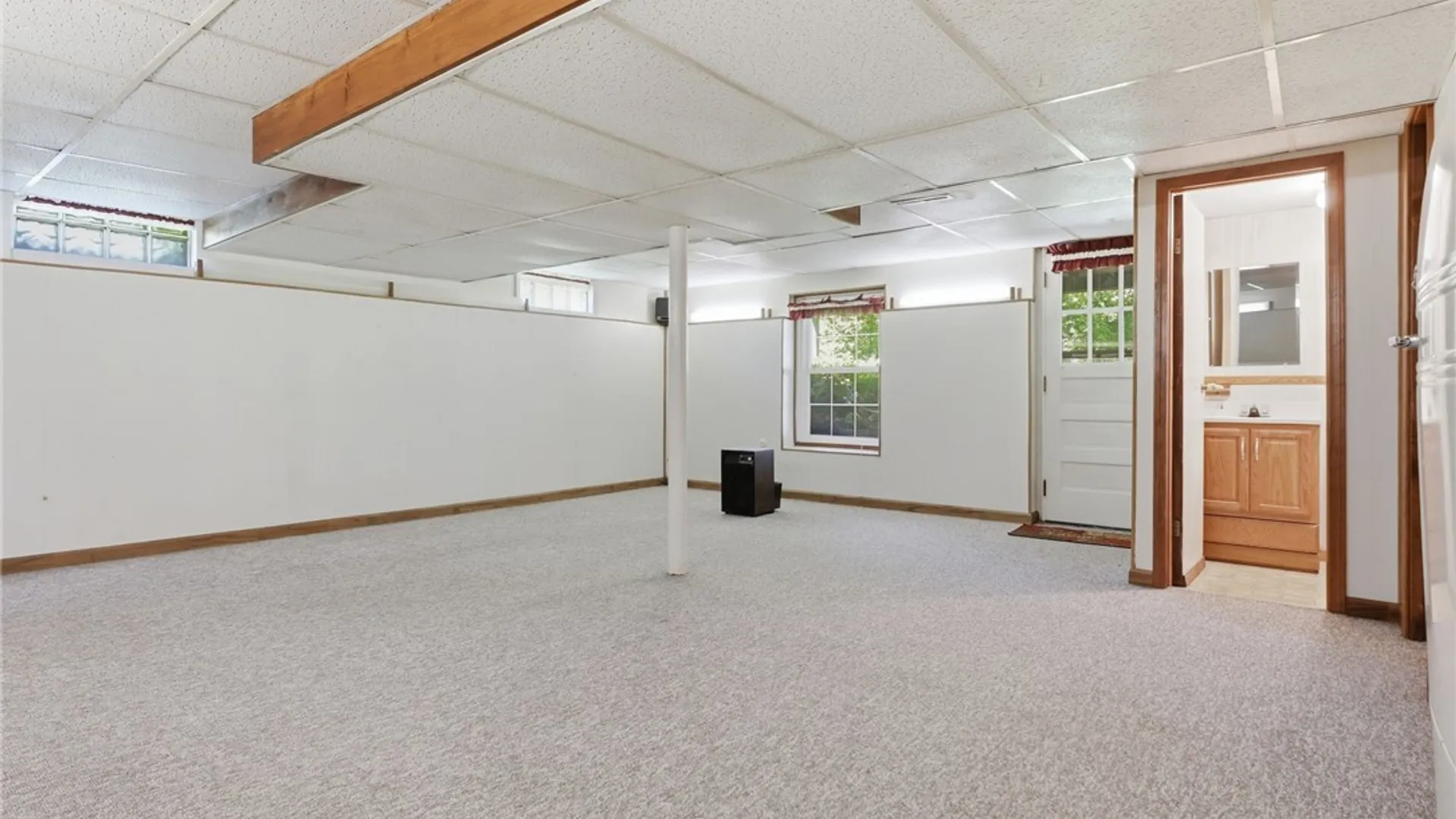 Property at 25 Maryvale Drive, Webster, NY 14580 33