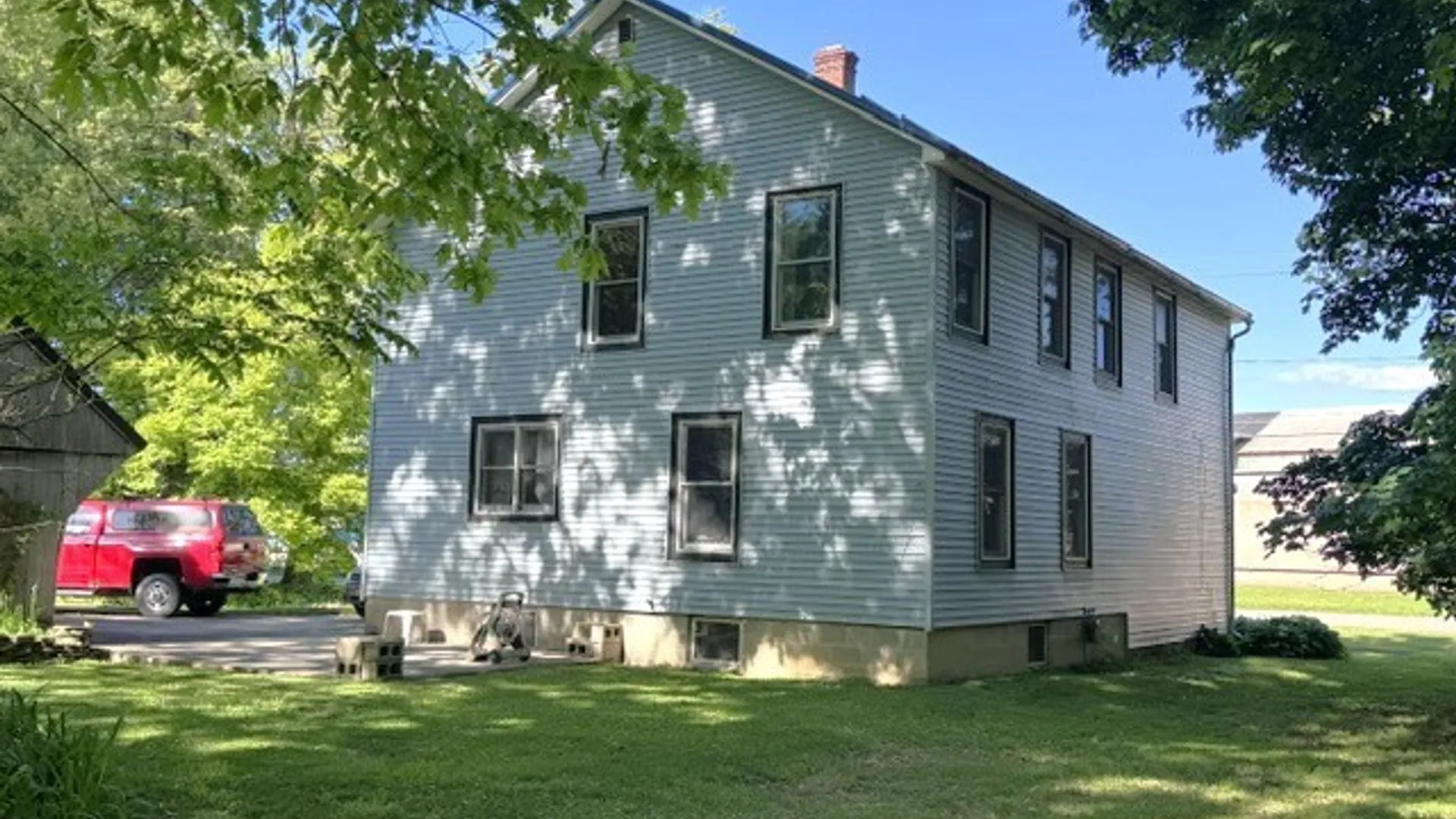 Property at 173 Stegelske Avenue, Dunkirk, NY 14048 4