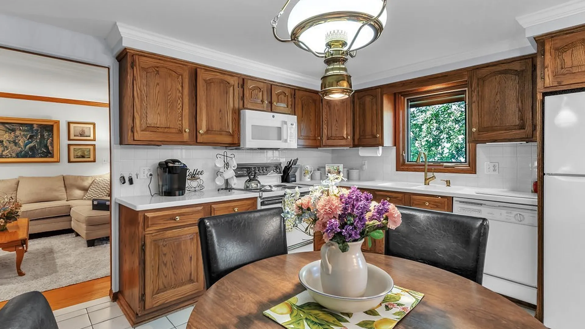 Property at 3 Barnett Drive, West Seneca, NY 14224 12