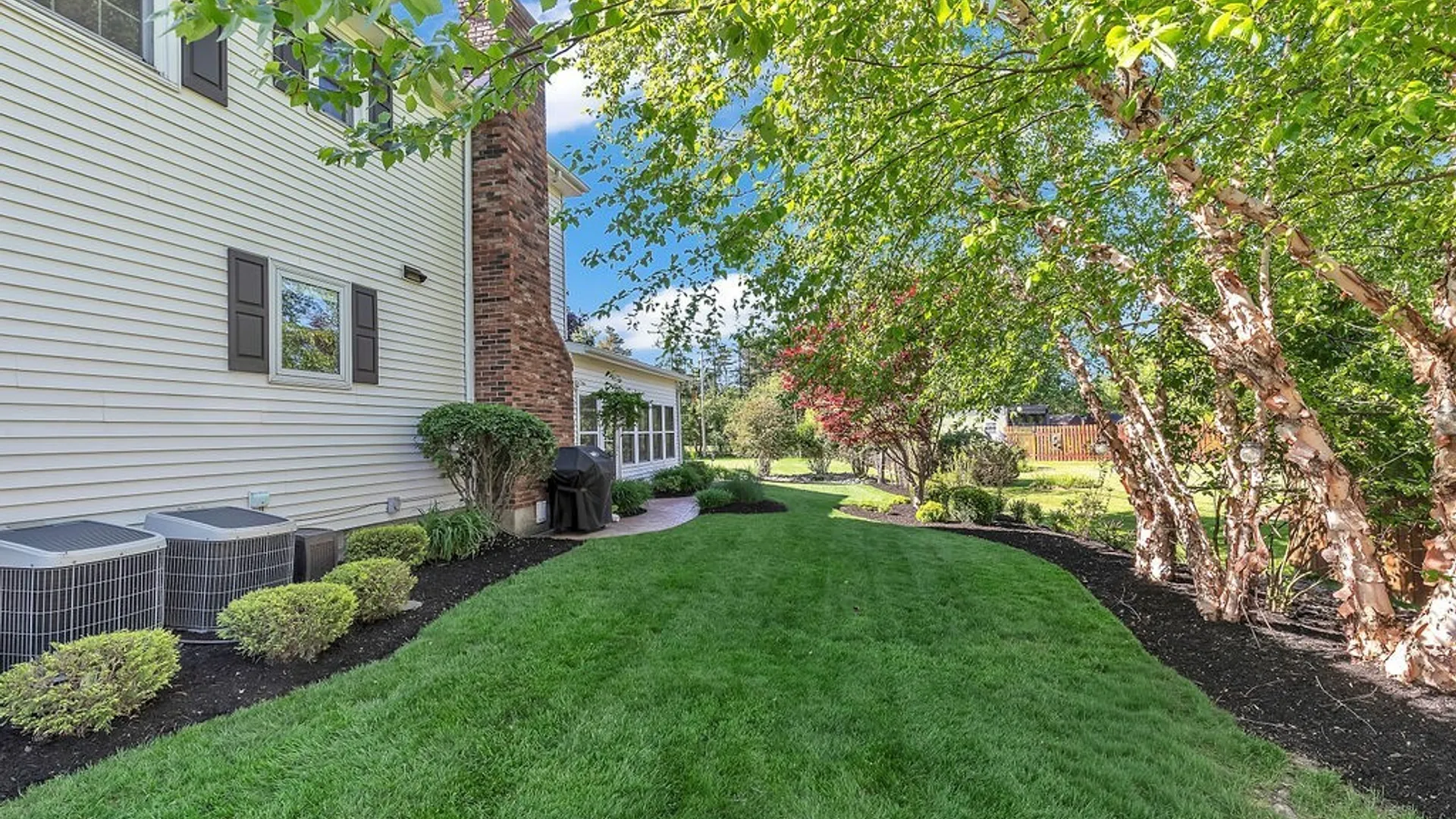 Property at 3 Barnett Drive, West Seneca, NY 14224 42