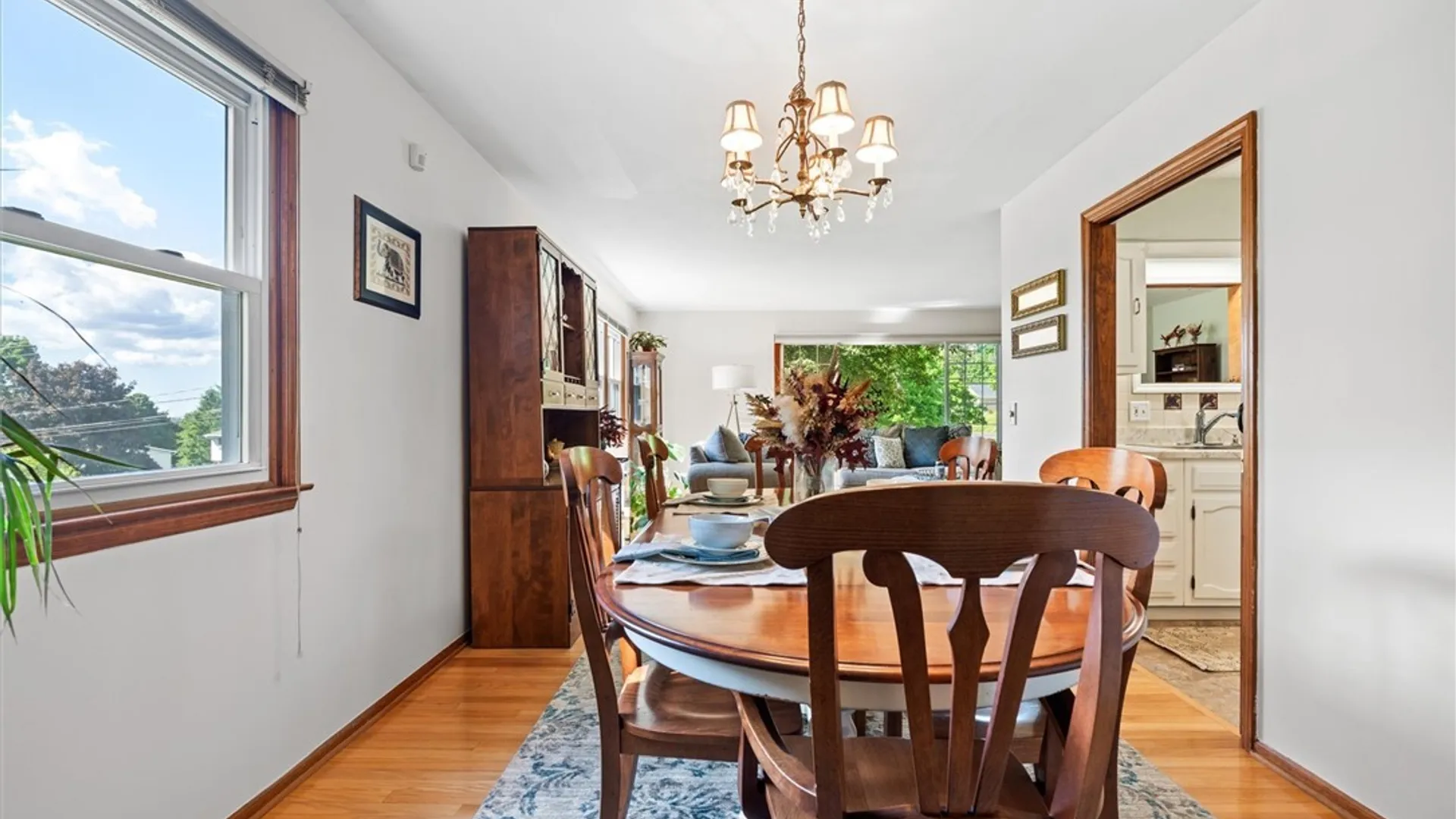 Property at 709 Winkworth Parkway, Syracuse, NY 13215 11