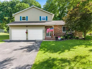 Property at 709 Winkworth Parkway, Syracuse, NY 13215