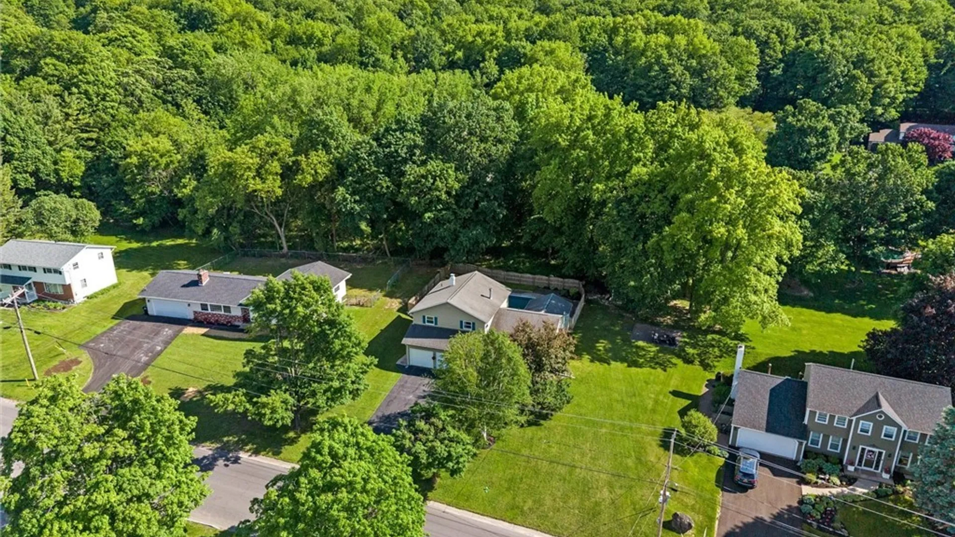Property at 709 Winkworth Parkway, Syracuse, NY 13215 40