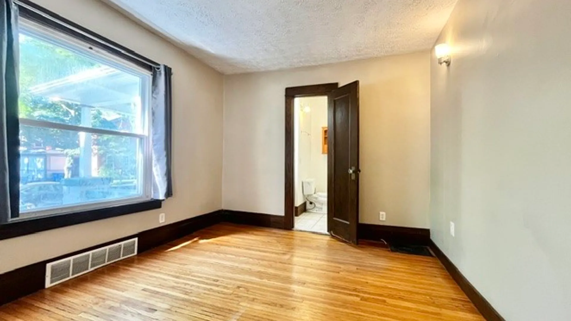 Property at 75 Alexander Street, Rochester, NY 14620 27