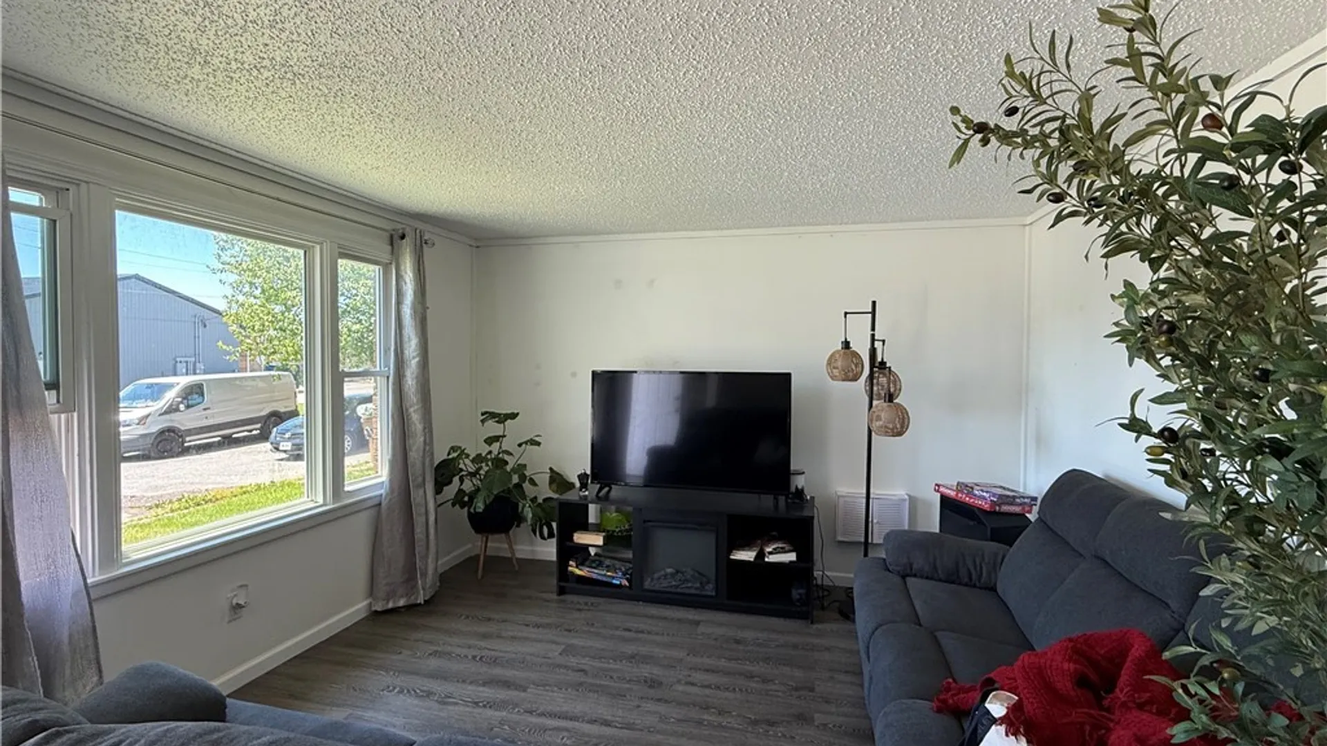 Property at 42 Viola Drive, Cheektowaga, NY 14227 21