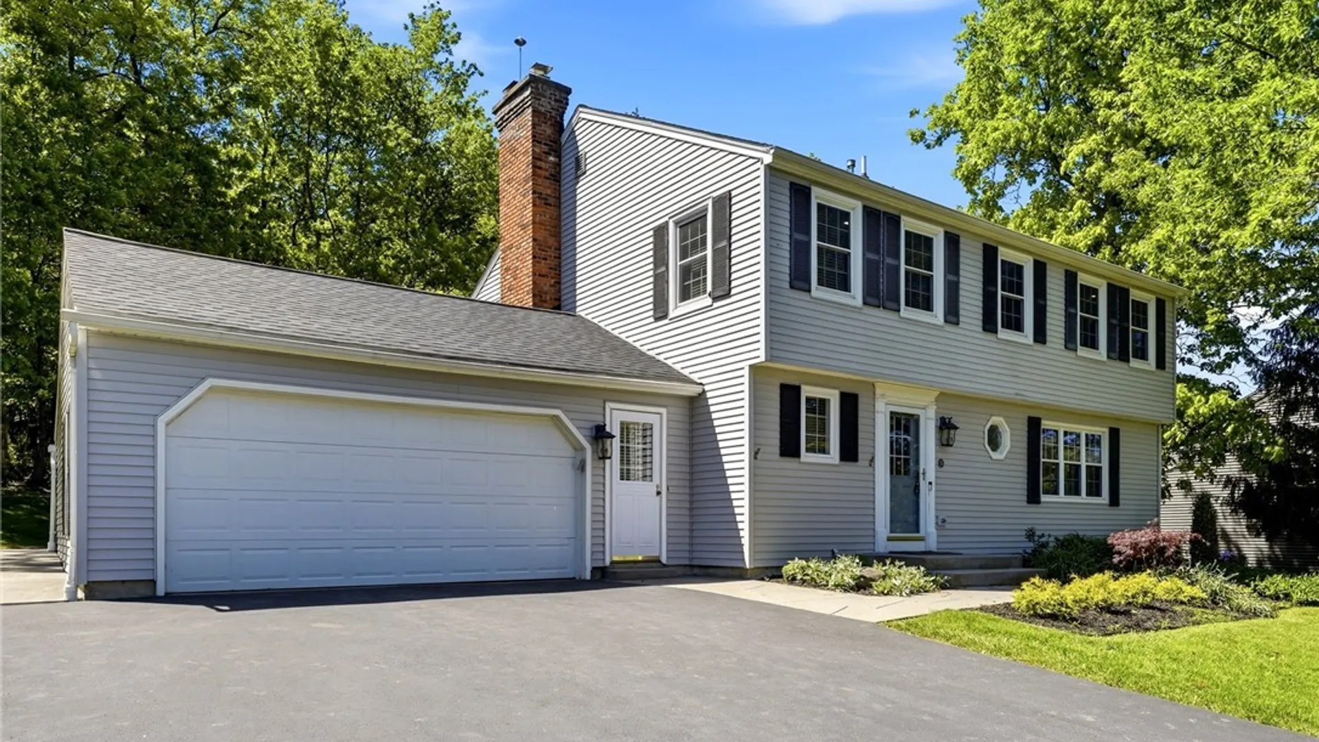 Property at 35 Independence Drive, Orchard Park, NY 14127 2