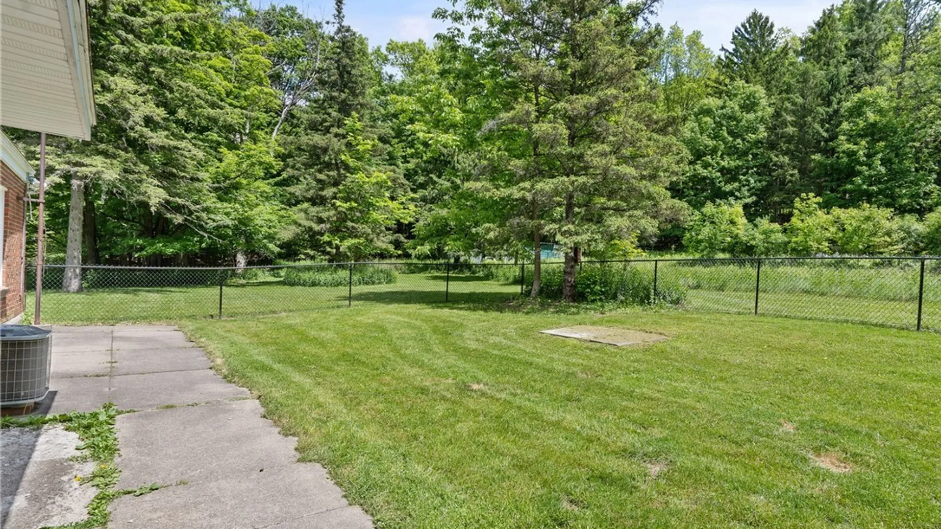 Property at 2696 Lyons Road, Camillus, NY 13031 20