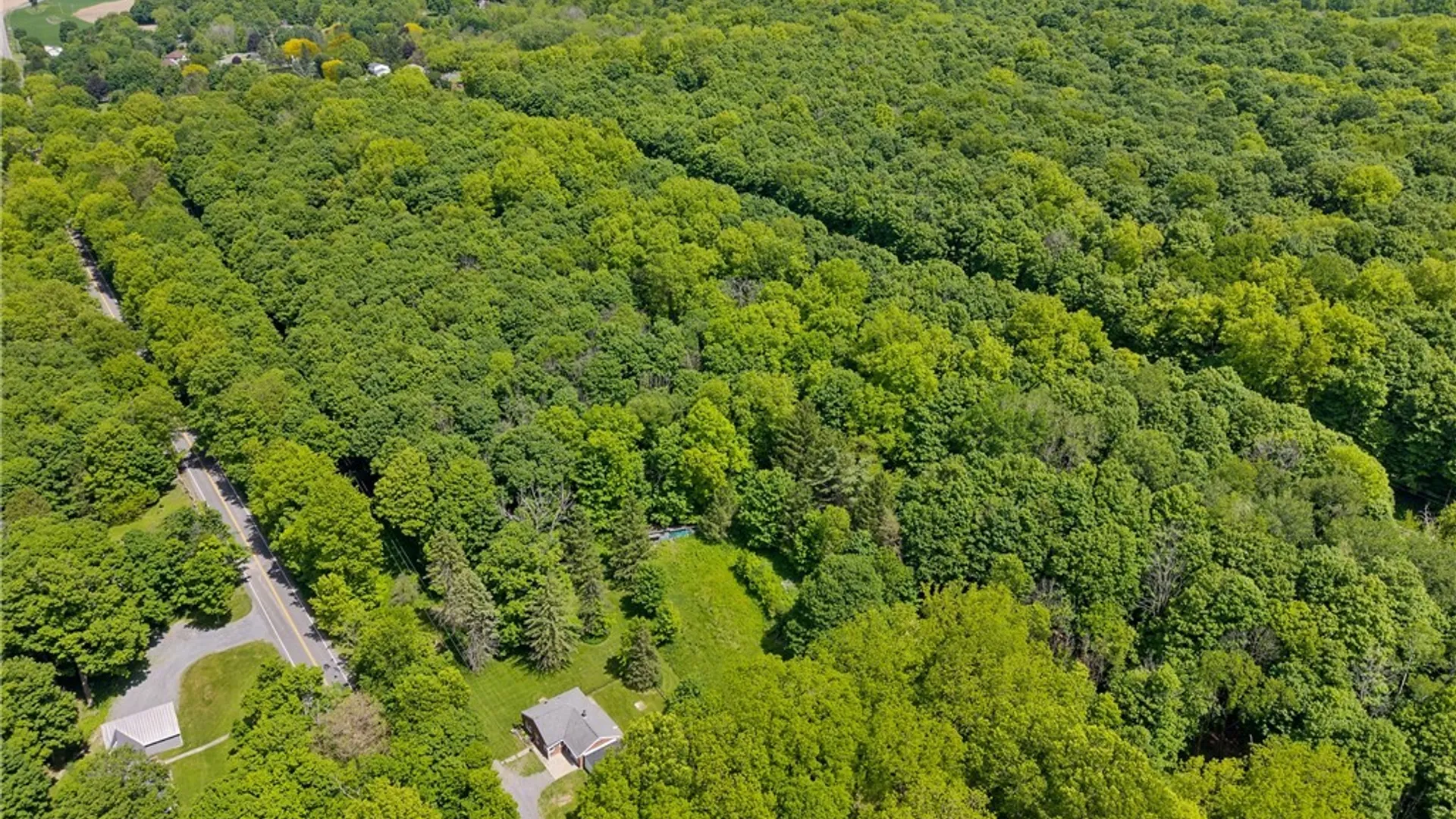 Property at 2696 Lyons Road, Camillus, NY 13031 29