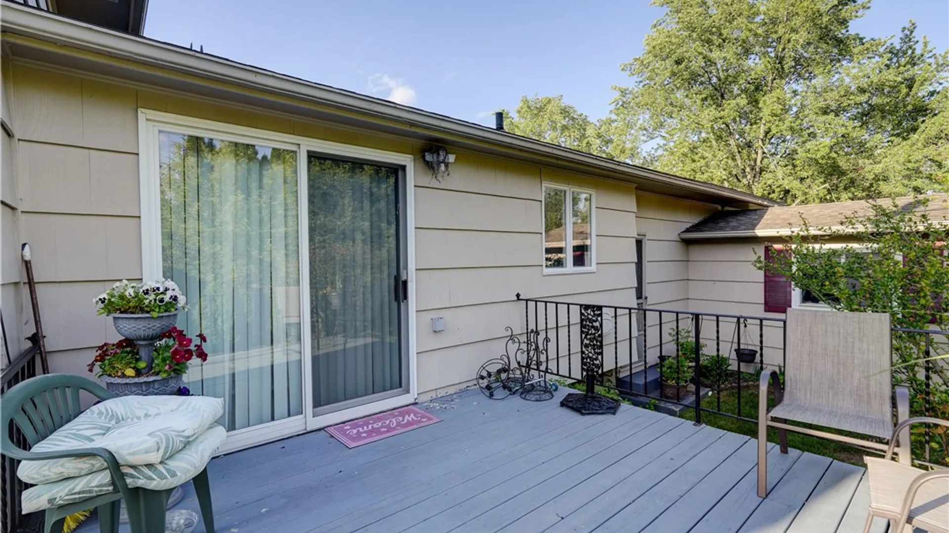 Property at 7 Flamingo Dr, Gates, NY 14624 35
