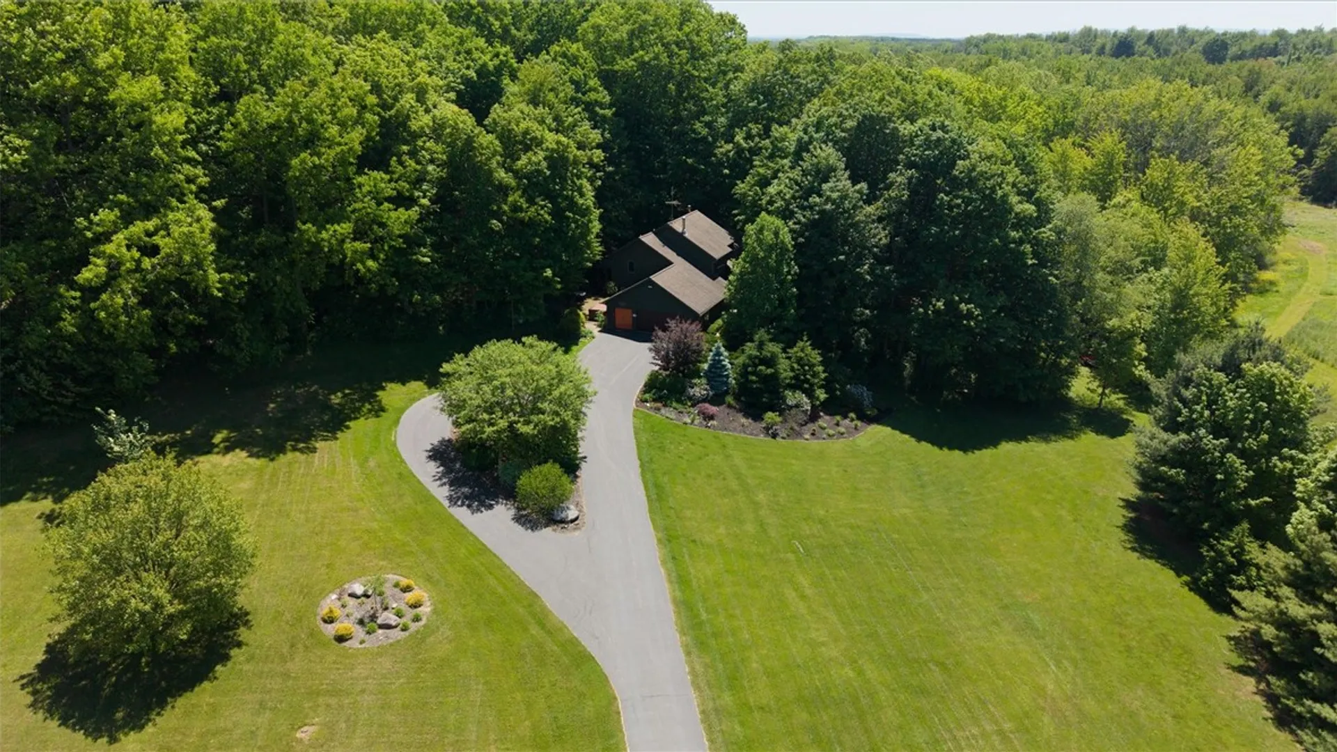 Property at 447 Howland Road, Manchester, NY 14548 43