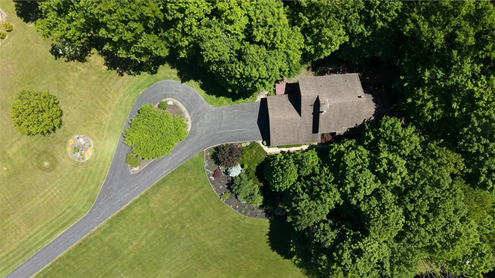 Property at 447 Howland Road, Manchester, NY 14548 46