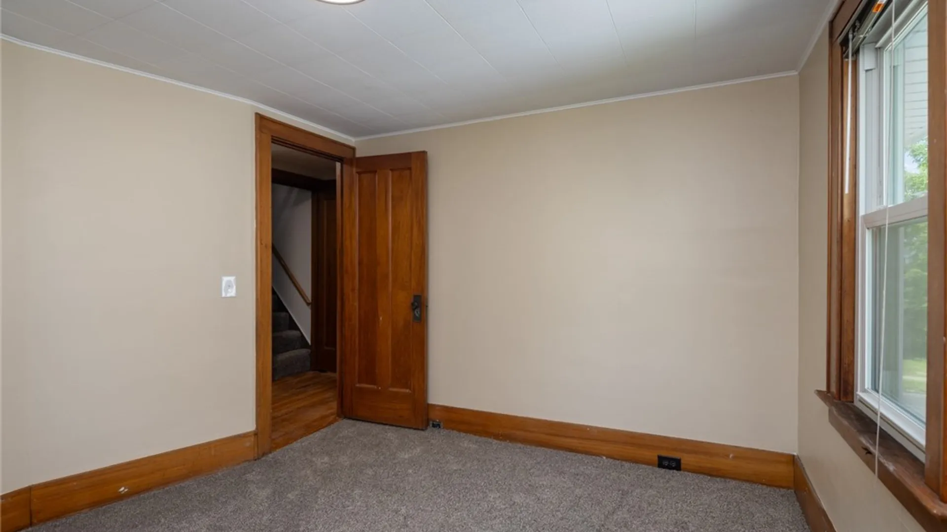 Property at 100 Rockview Terrace, Rochester, NY 14606 17