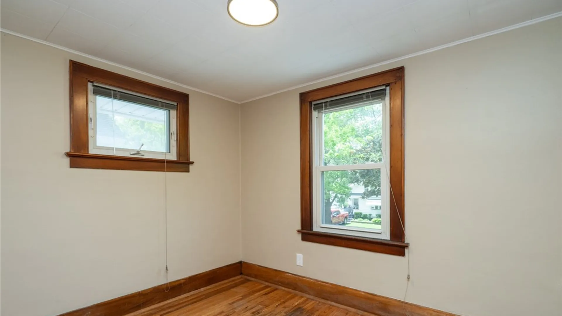 Property at 100 Rockview Terrace, Rochester, NY 14606 18