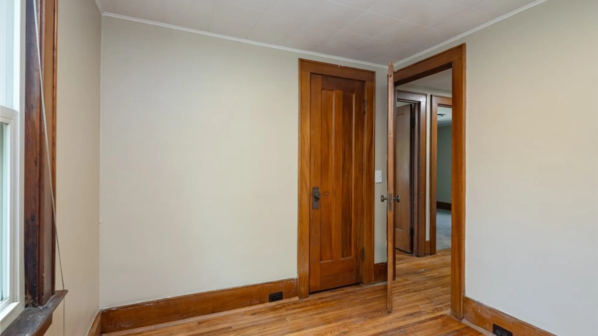 Property at 100 Rockview Terrace, Rochester, NY 14606 20
