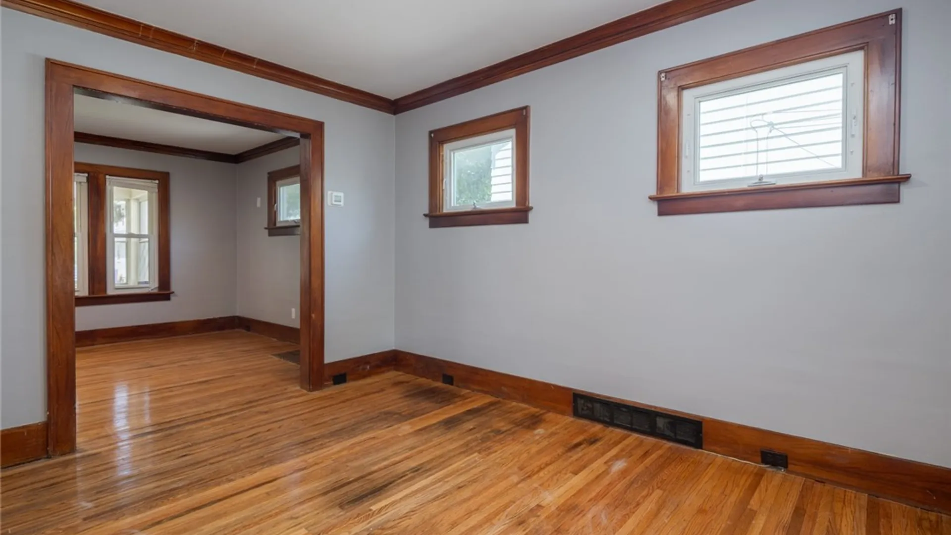 Property at 100 Rockview Terrace, Rochester, NY 14606 8