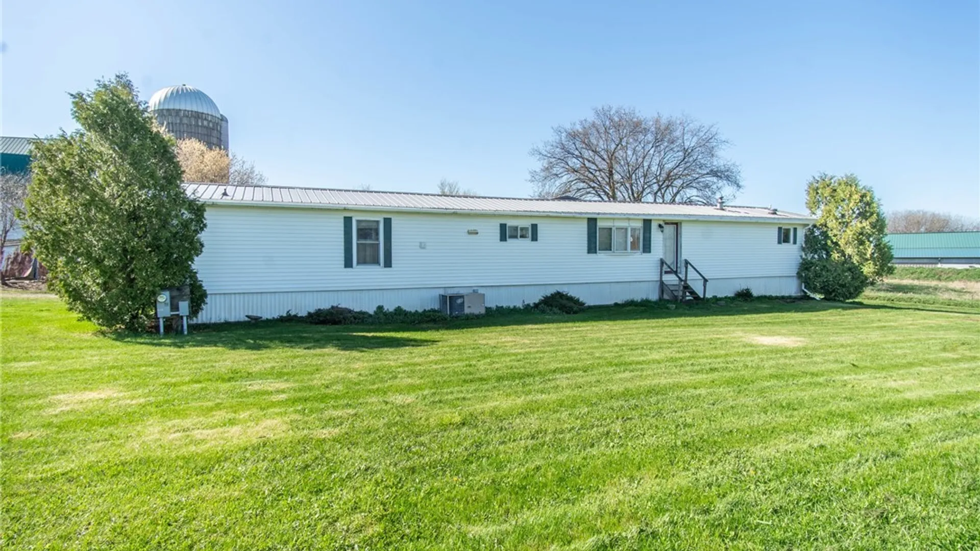 Property at 36976 State Route 12e, Clayton, NY 13624 4