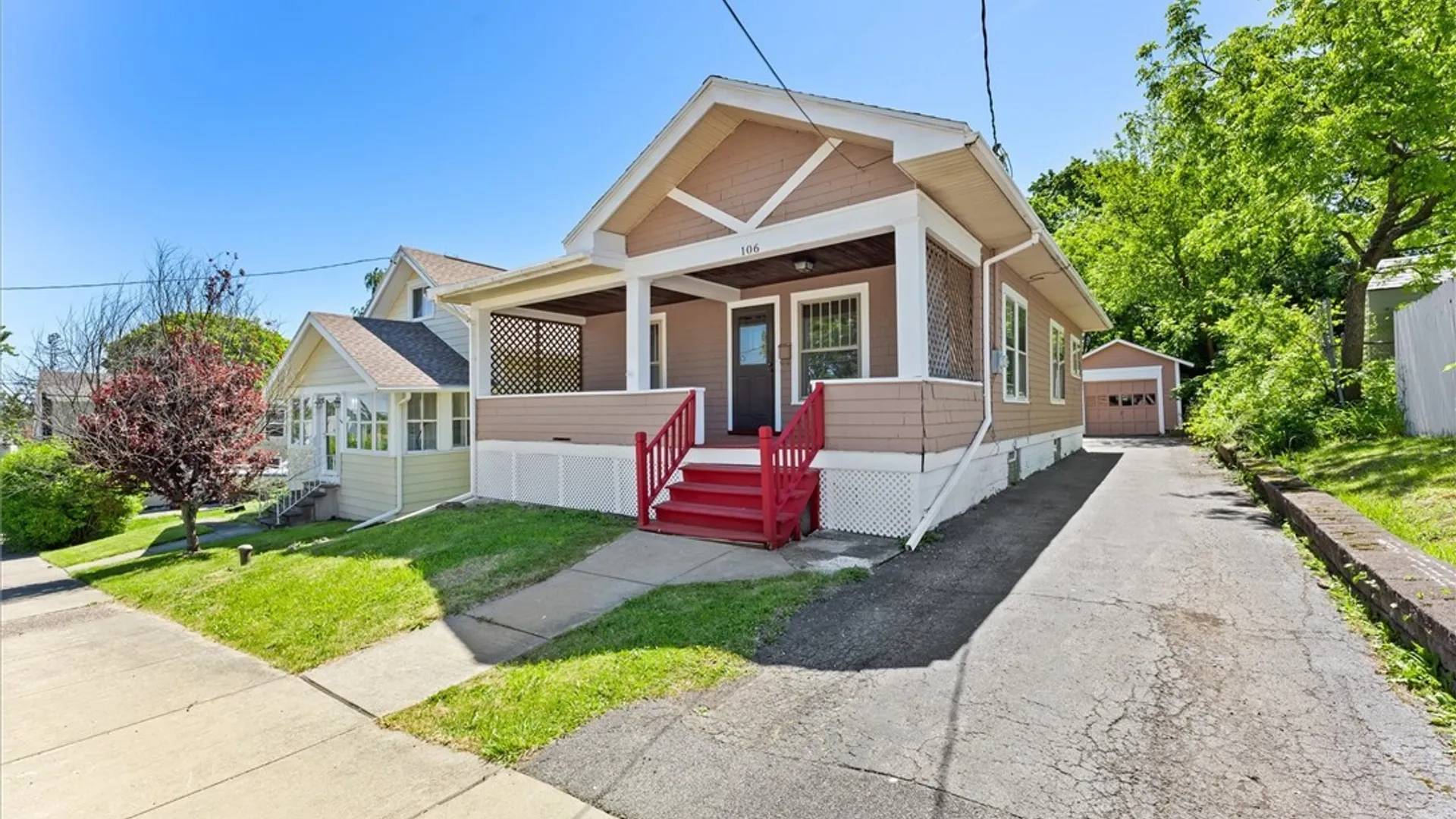 Property at 106 Orwood Place, Syracuse, NY 13208 3