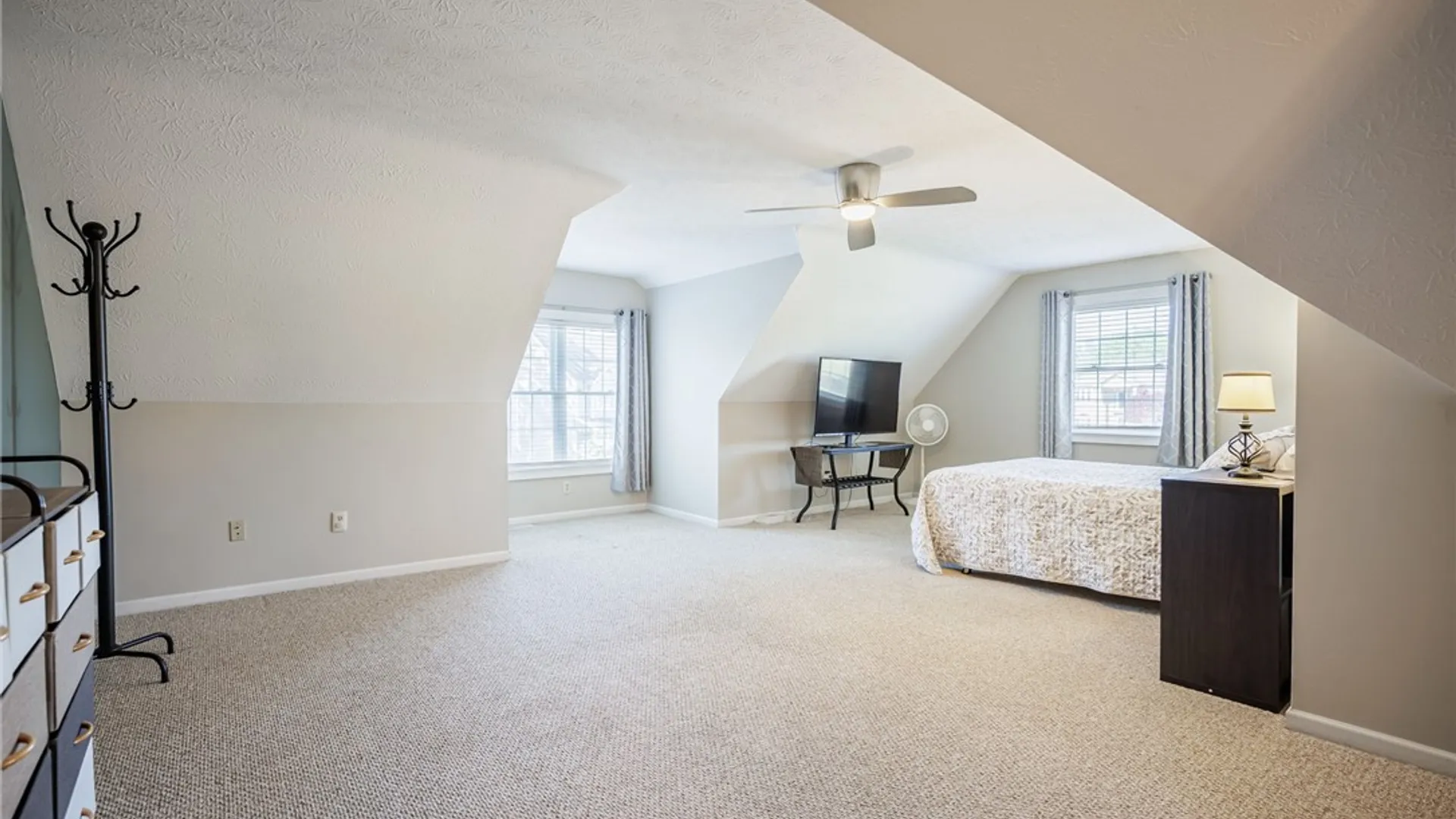 Property at 83 Saint Elias Circle, Greece, NY 14626 37