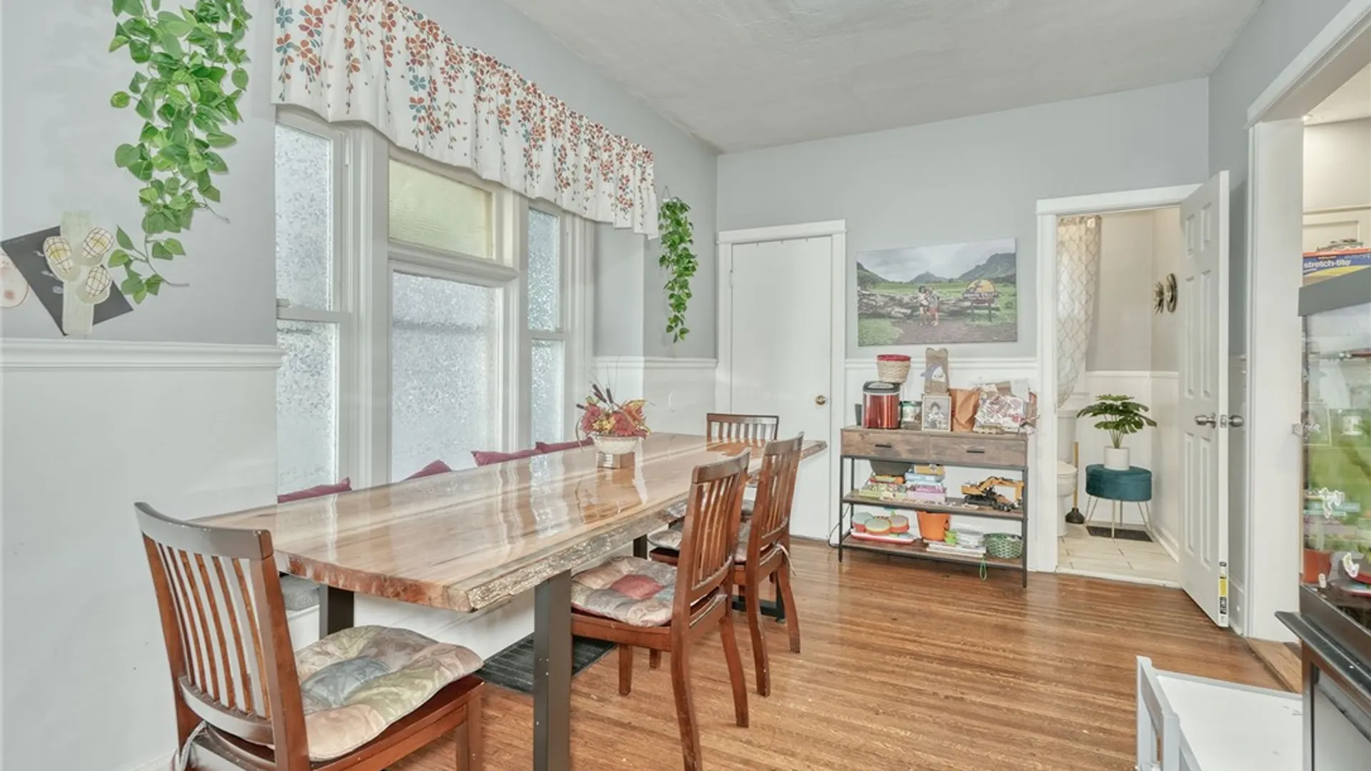 Property at 111 Rosewood Terrace, Rochester, NY 14609 4