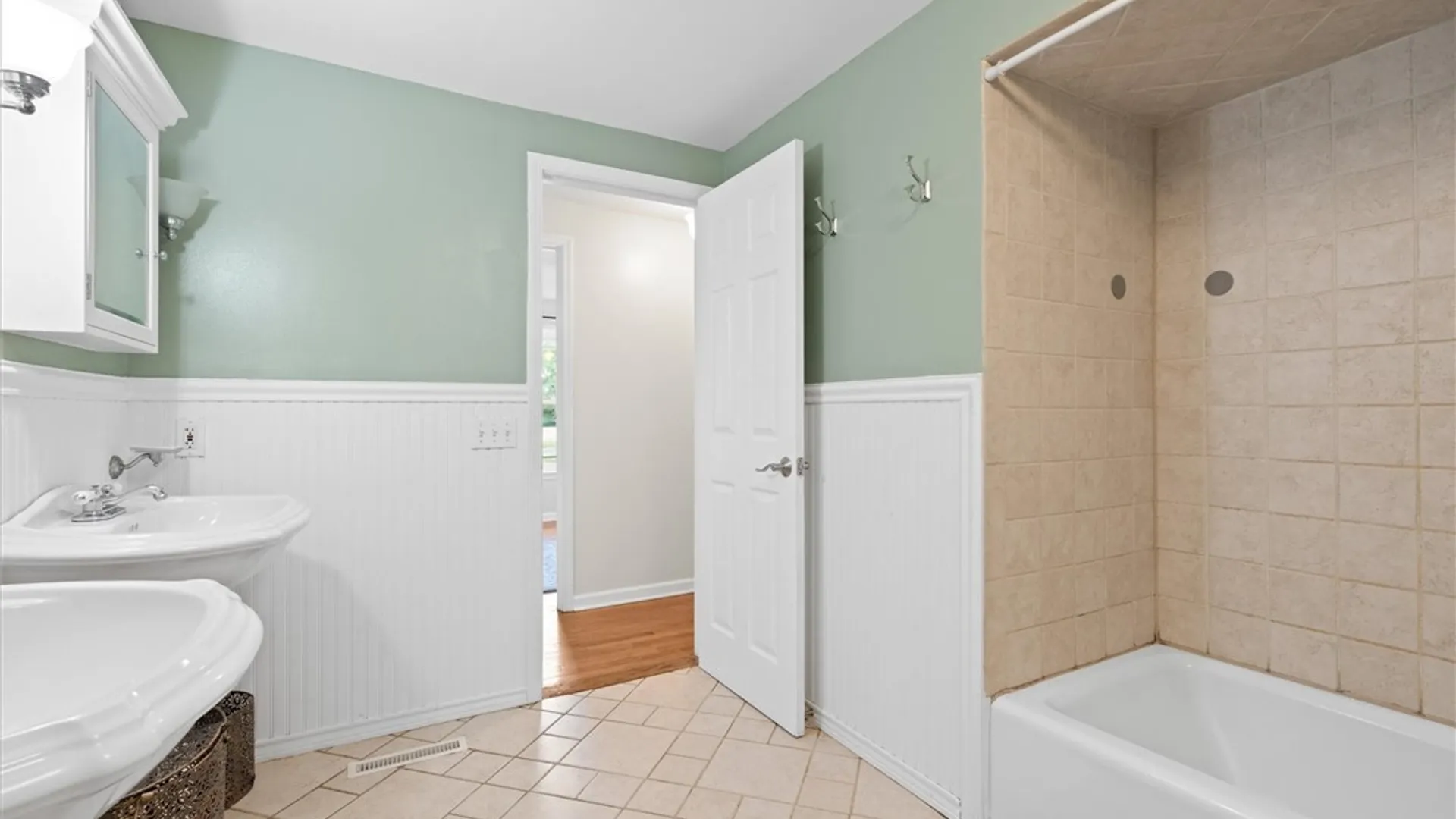Property at 4557 Abbey Road, Onondaga, NY 13215 27