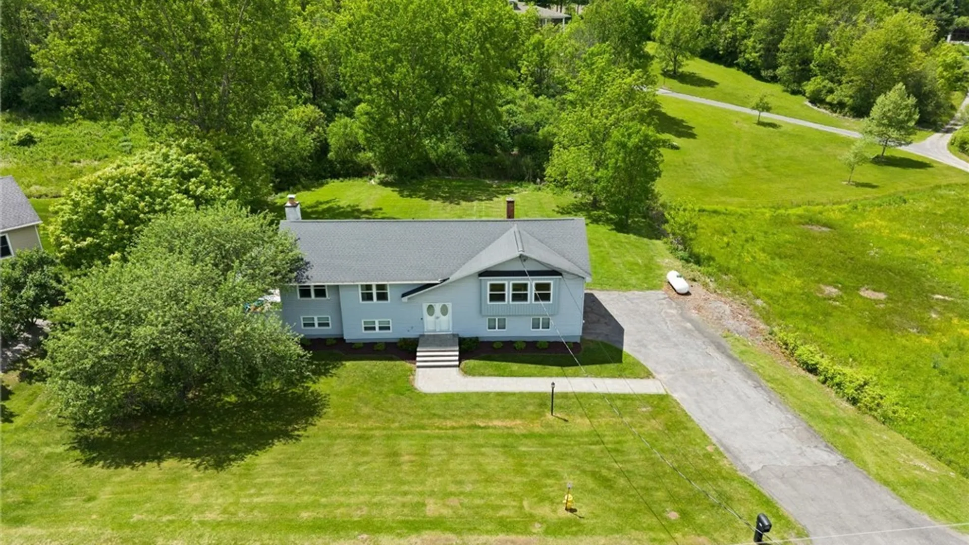 Property at 4557 Abbey Road, Onondaga, NY 13215 4