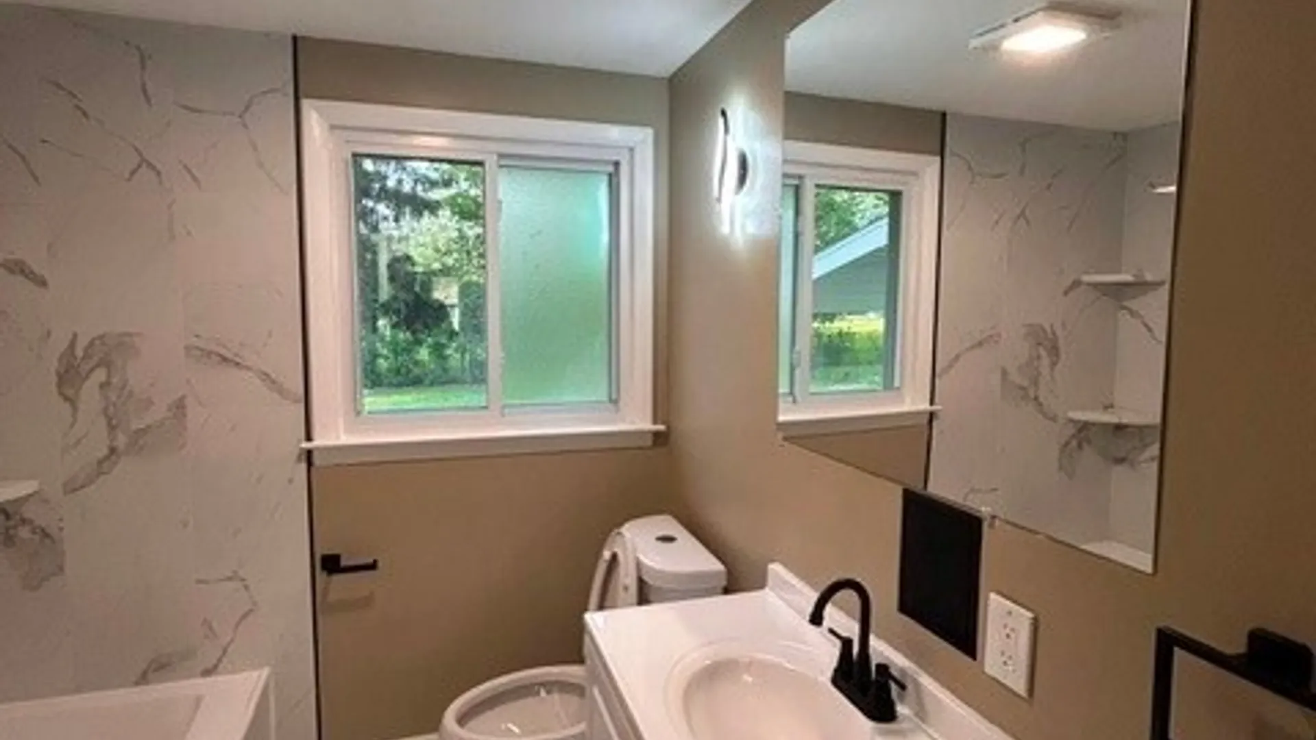 Property at 213 Sunflower Drive, Salina, NY 13088 11