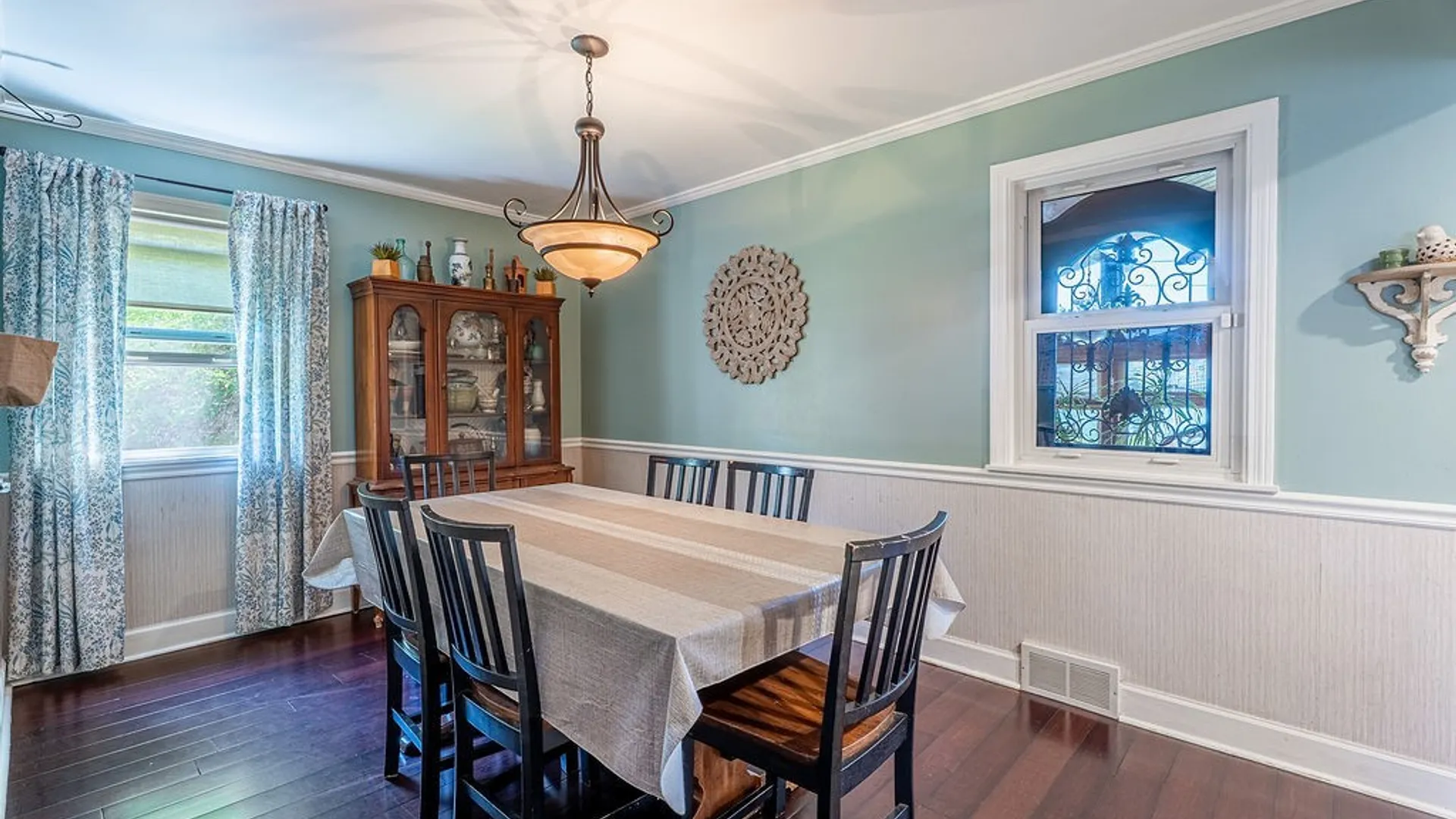 Property at 160 Kirkwood Drive, West Seneca, NY 14224 14