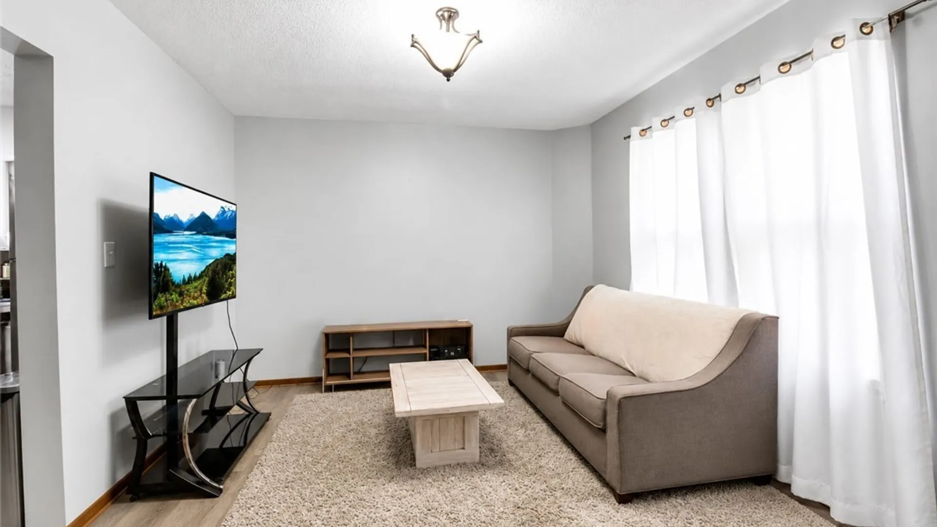 Property at 40 W Winspear Avenue, Buffalo, NY 14214 4