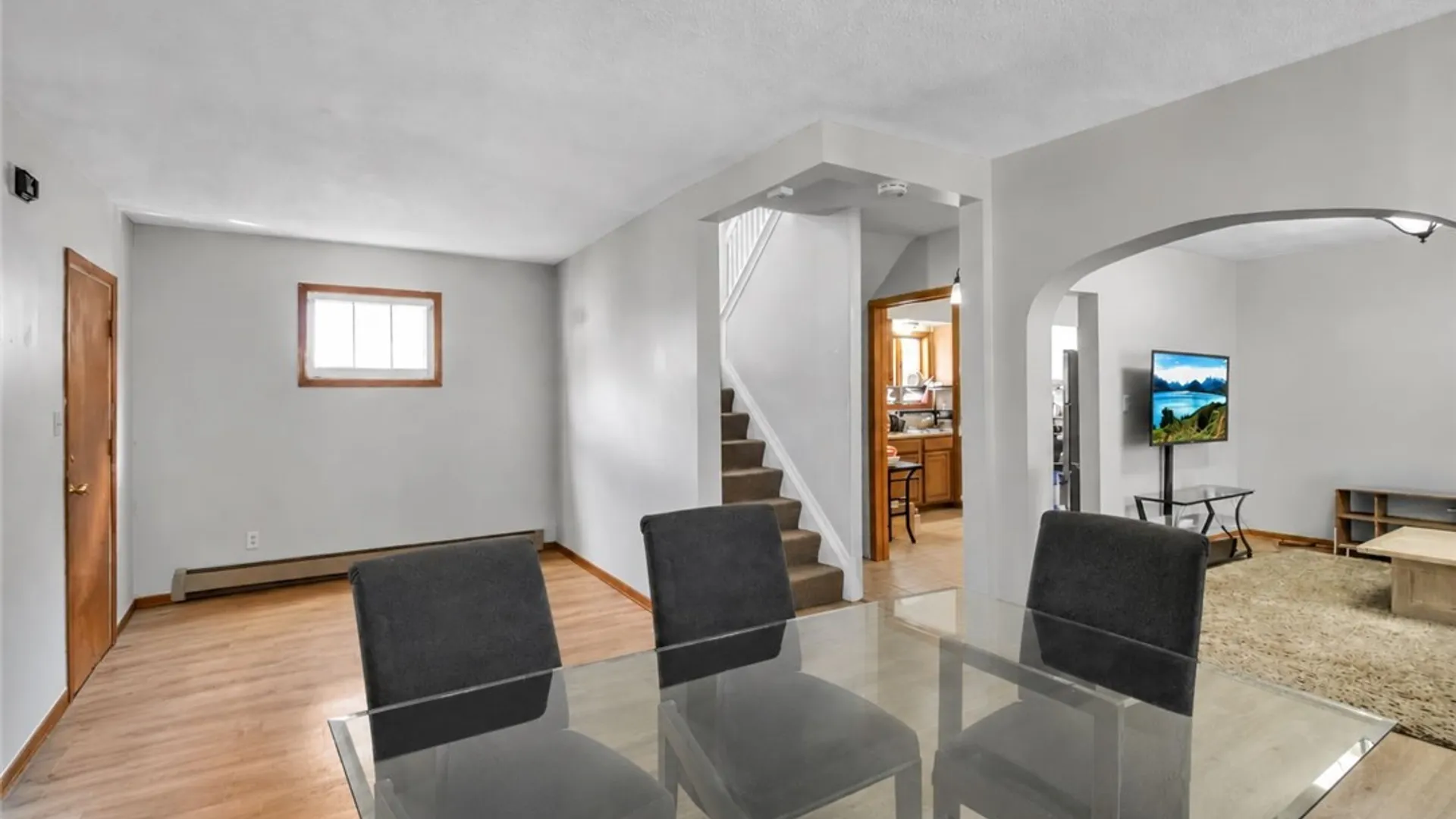 Property at 40 W Winspear Avenue, Buffalo, NY 14214 7