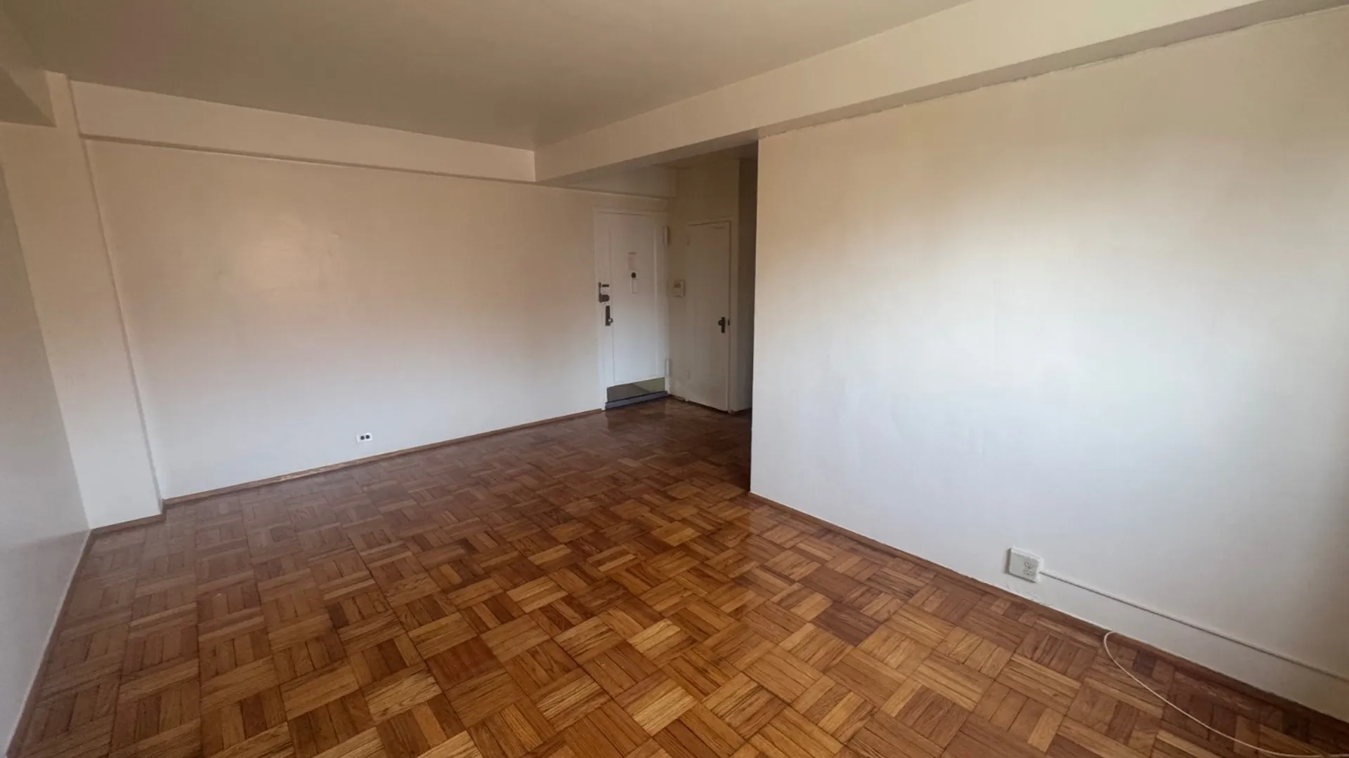 Property at 1409 Metropolitan Ave, Bronx, NY 10462 10
