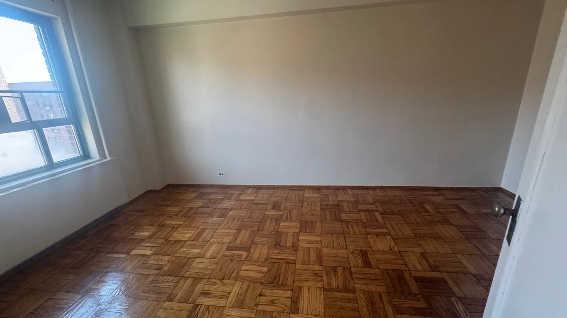 Property at 1409 Metropolitan Ave, Bronx, NY 10462 11