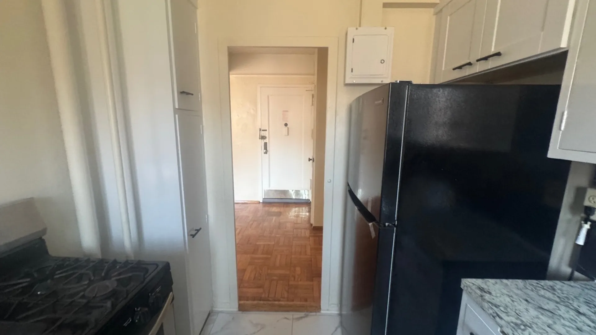 Property at 1409 Metropolitan Ave, Bronx, NY 10462 7