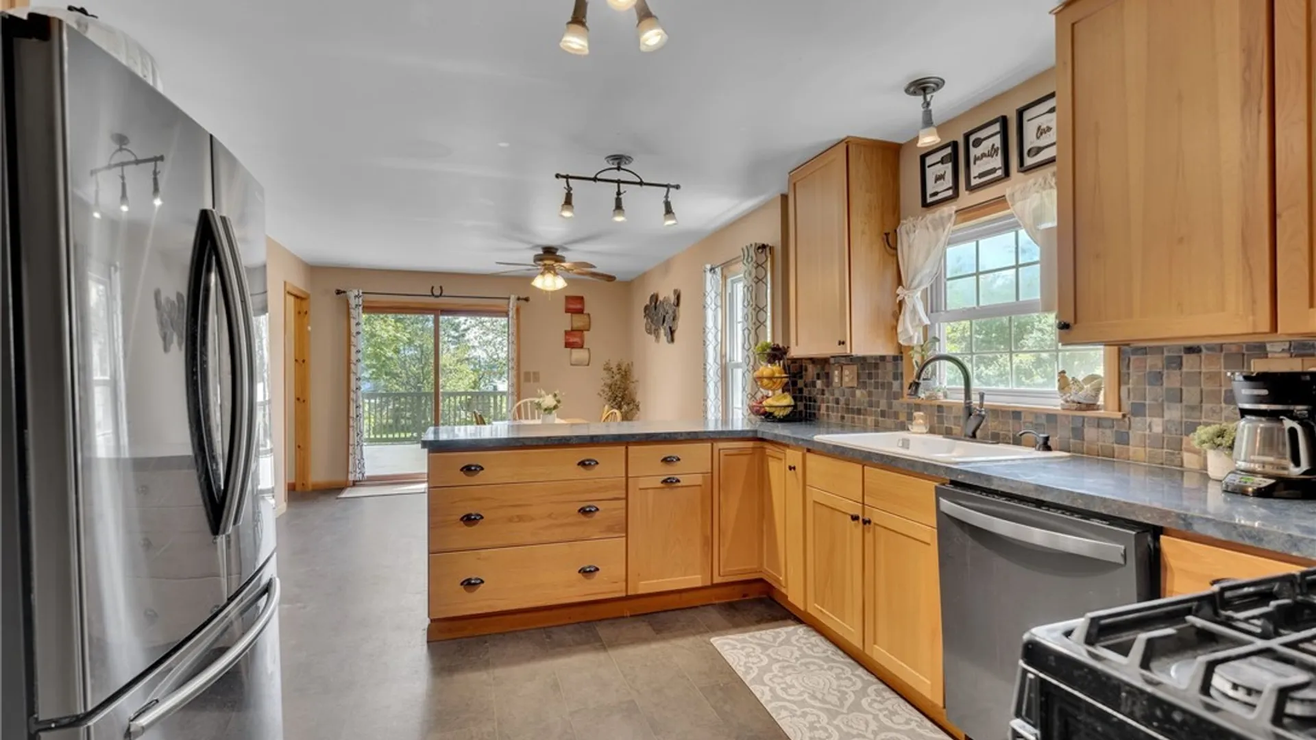 Property at 115 Tennyson Terrace, Amherst, NY 14221 10
