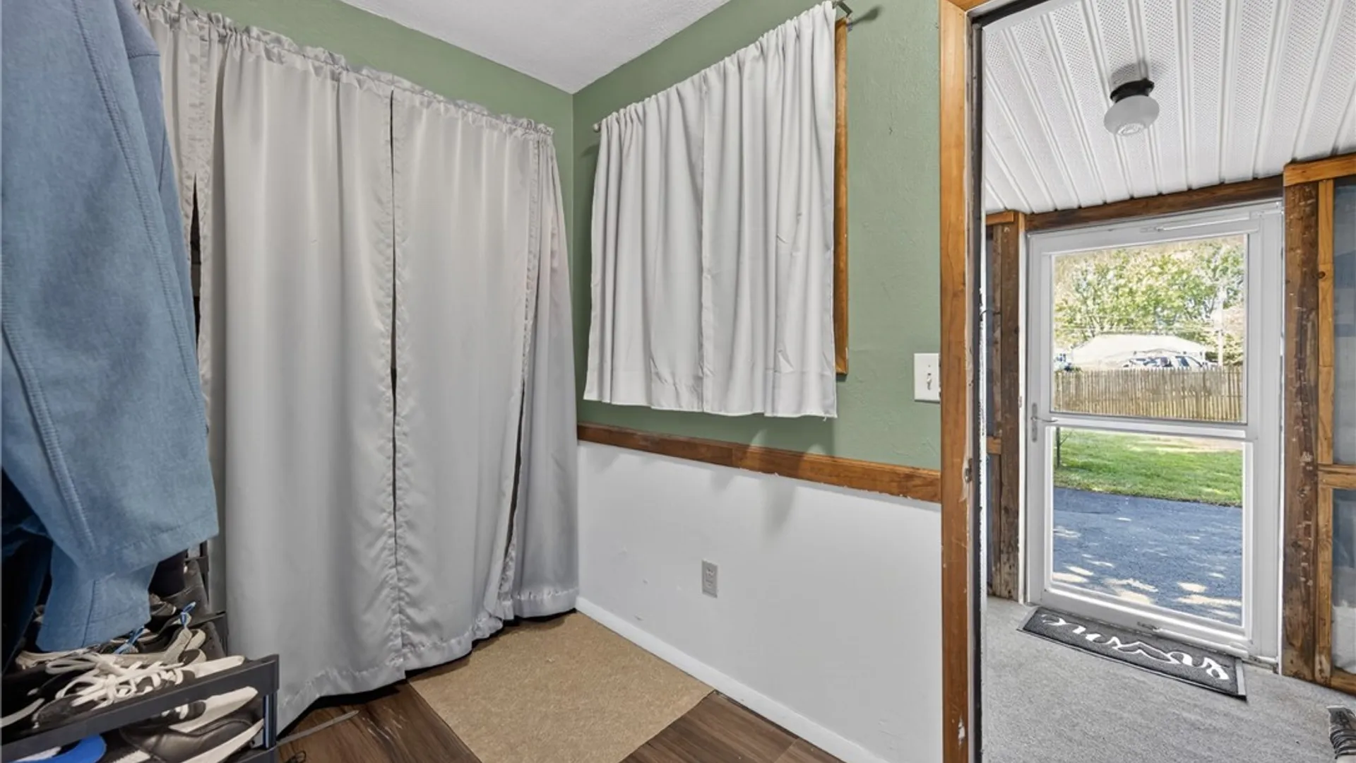Property at 7953 Eisenhower Boulevard, Cicero, NY 13030 23