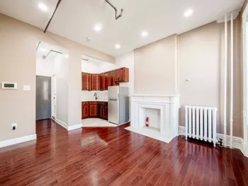 211 West 122nd Street, New York, NY 10027
