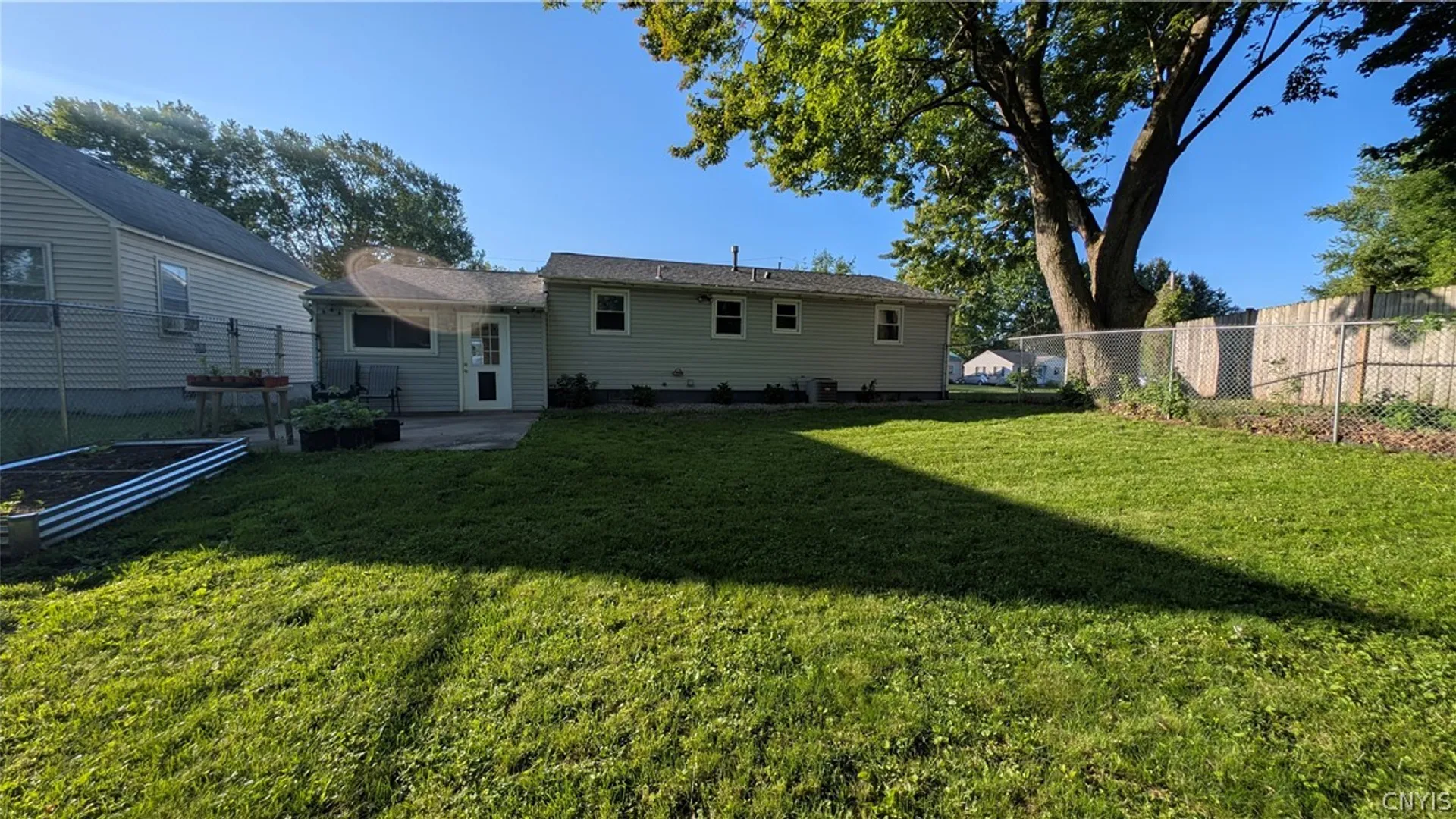 Property at 113 Pinkerton Street, Salina, NY 13088 22