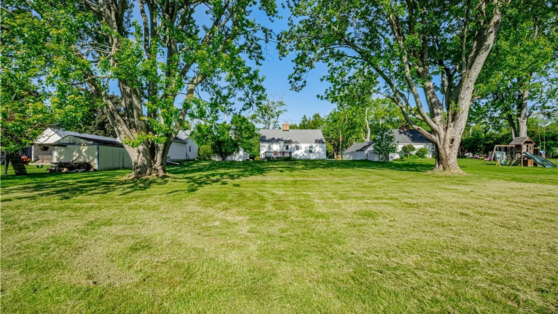 Property at 5685 Locust Street Extension, Lockport Town, NY 14094 11
