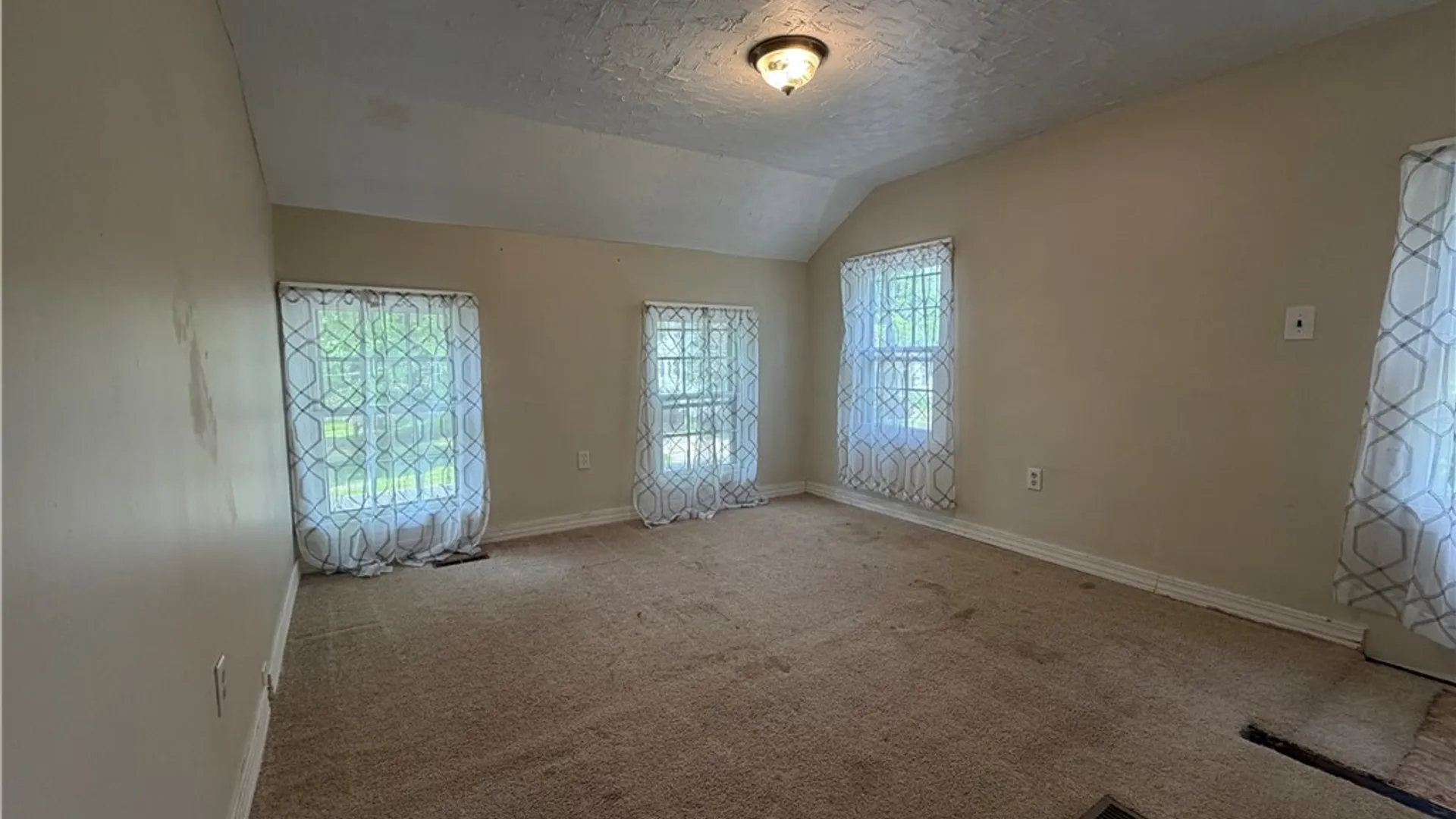 Property at 14 Seneca St, Seneca Falls, NY 13148 20