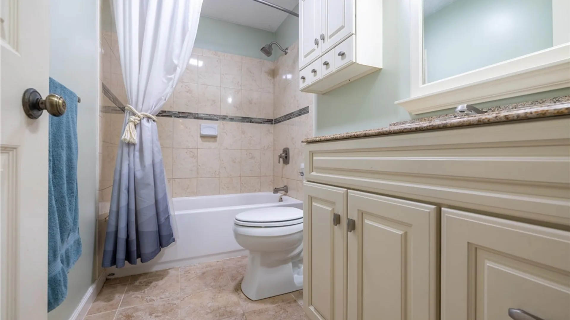 Property at 59 Emjay Lane, Greece, NY 14612 38