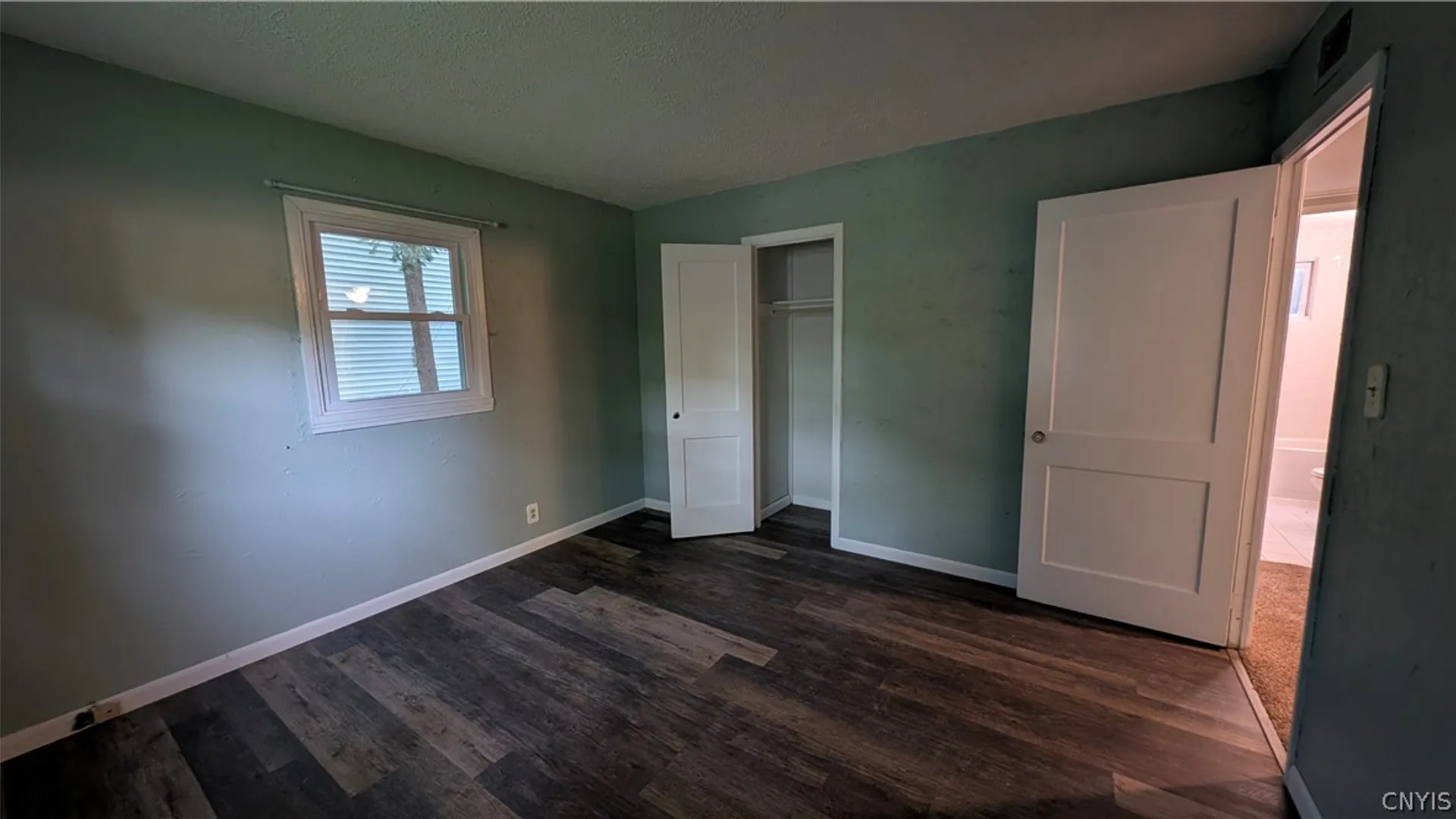 Property at 15 Wexford Road, DeWitt, NY 13214 16