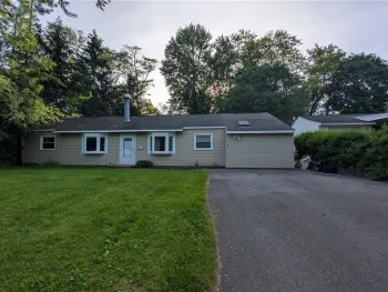 Property at 15 Wexford Road, DeWitt, NY 13214