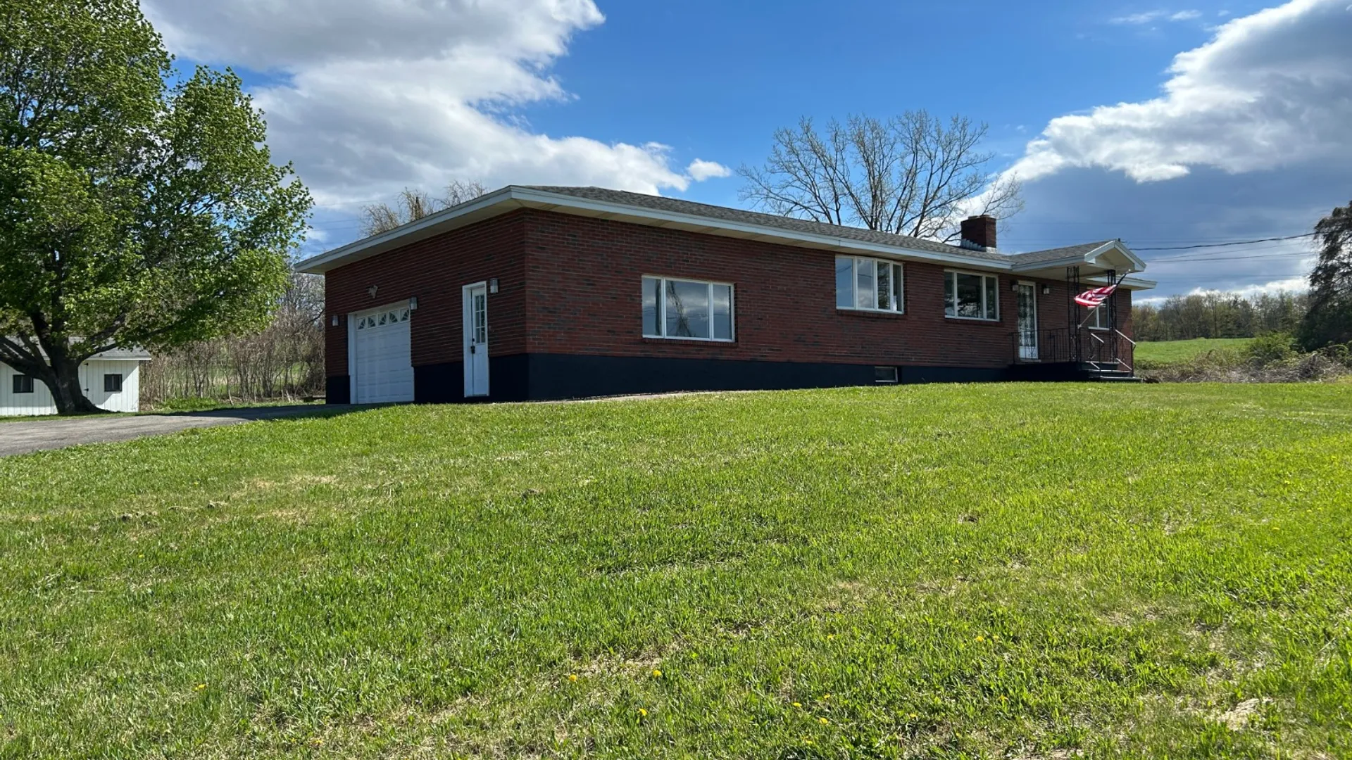 Property at 5637 State Highway 30, Amsterdam, NY 12010 3