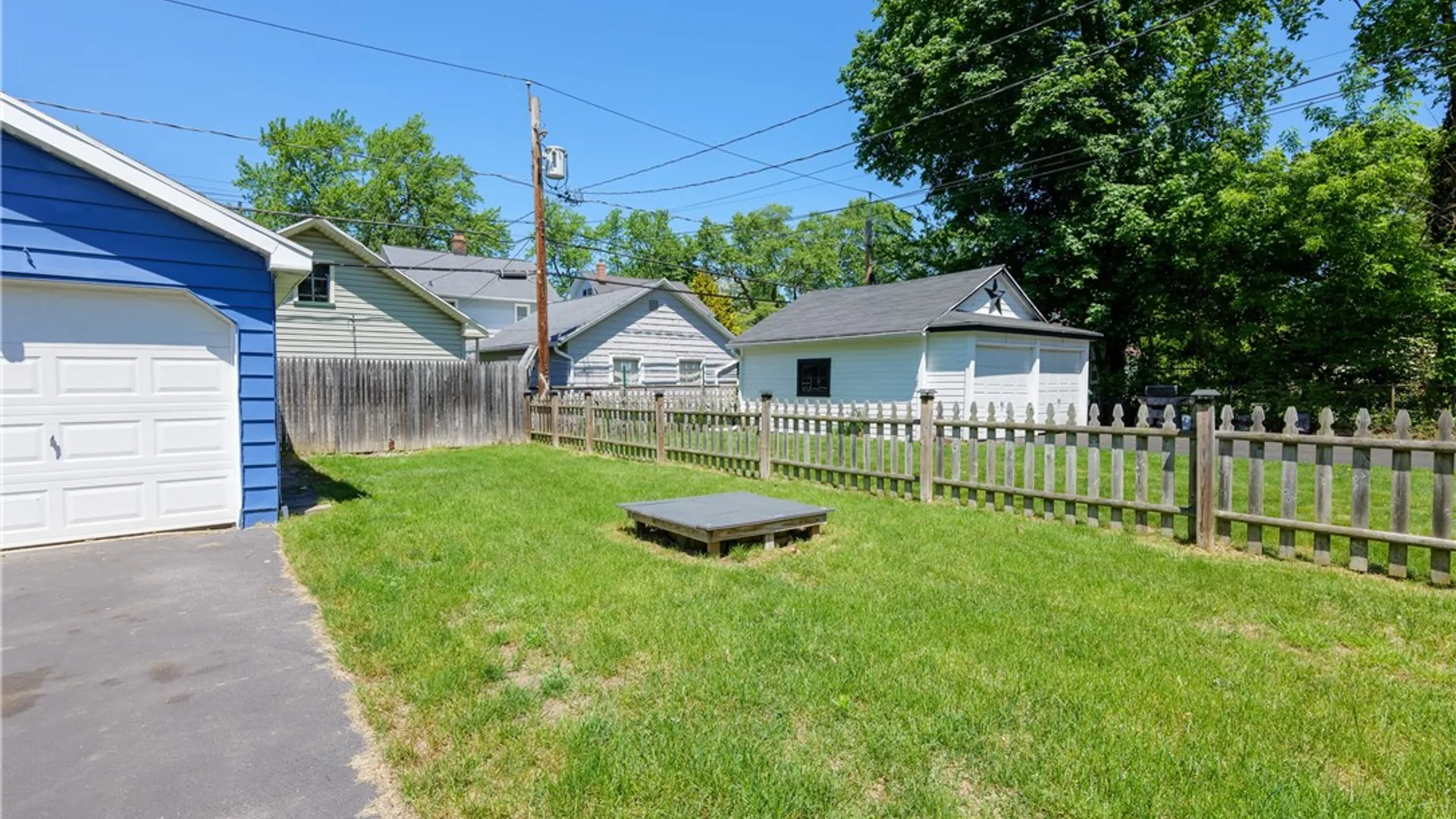 Property at 140 Pontiac Drive, Irondequoit, NY 14617 48