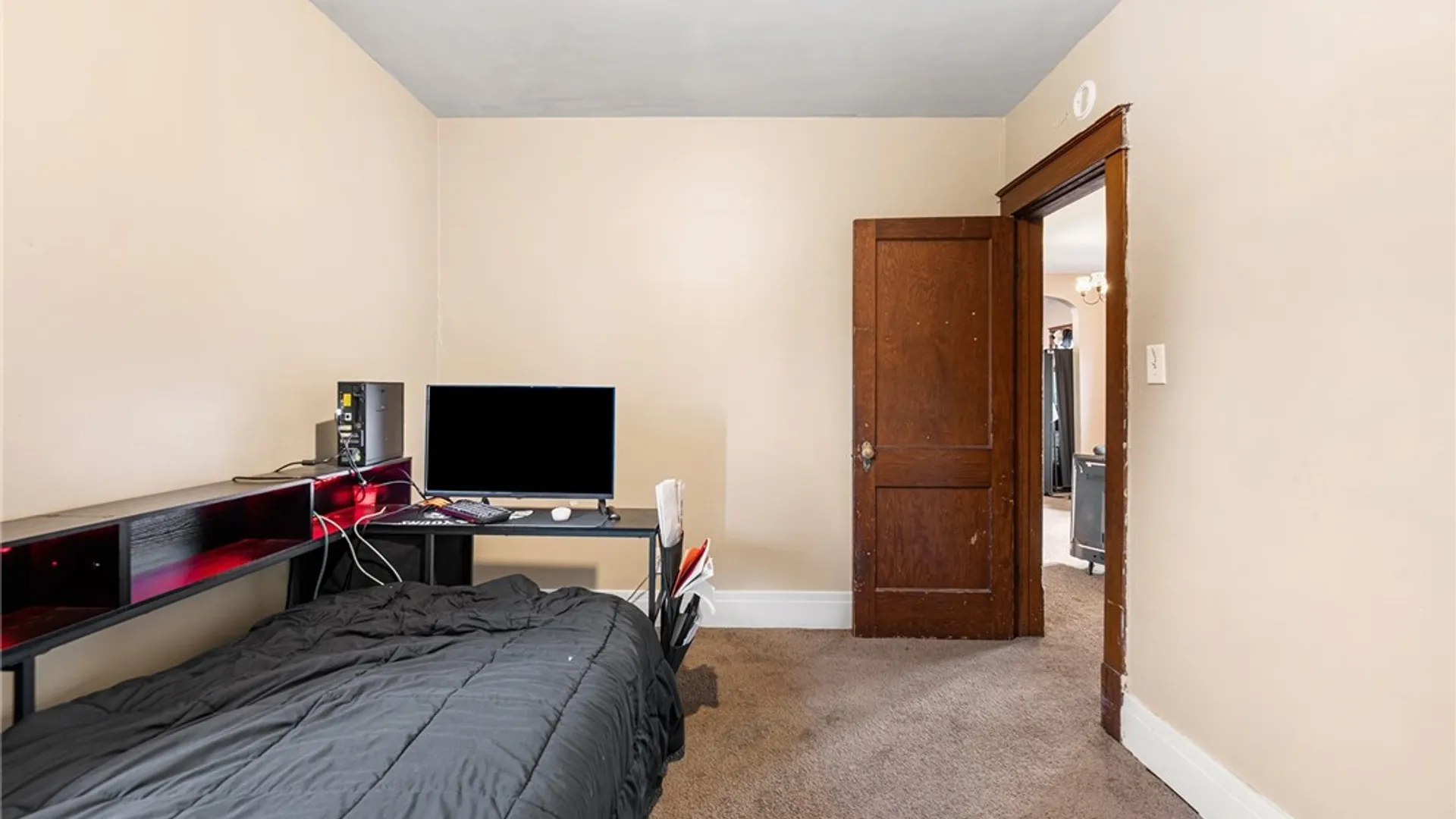Property at 1614 Ferry Avenue, Niagara Falls, NY 14301 12