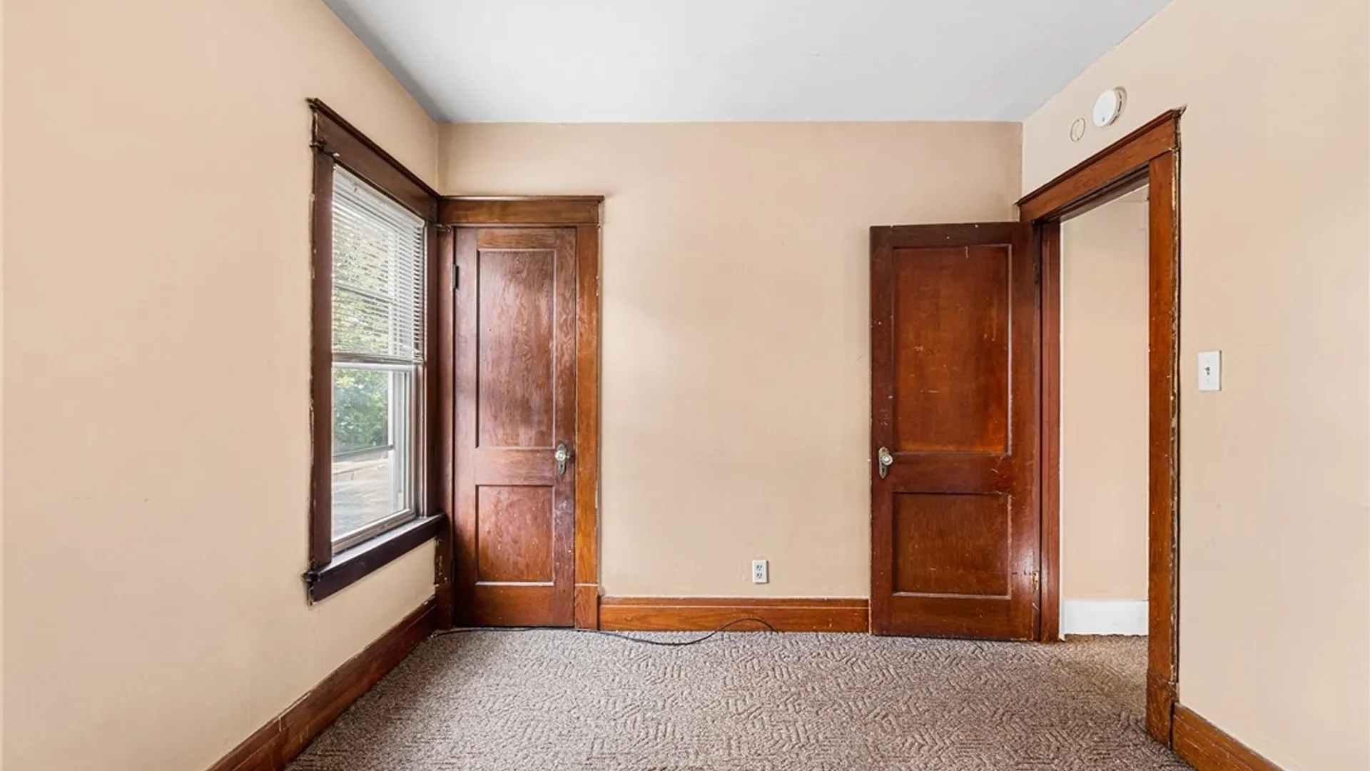 Property at 1614 Ferry Avenue, Niagara Falls, NY 14301 25