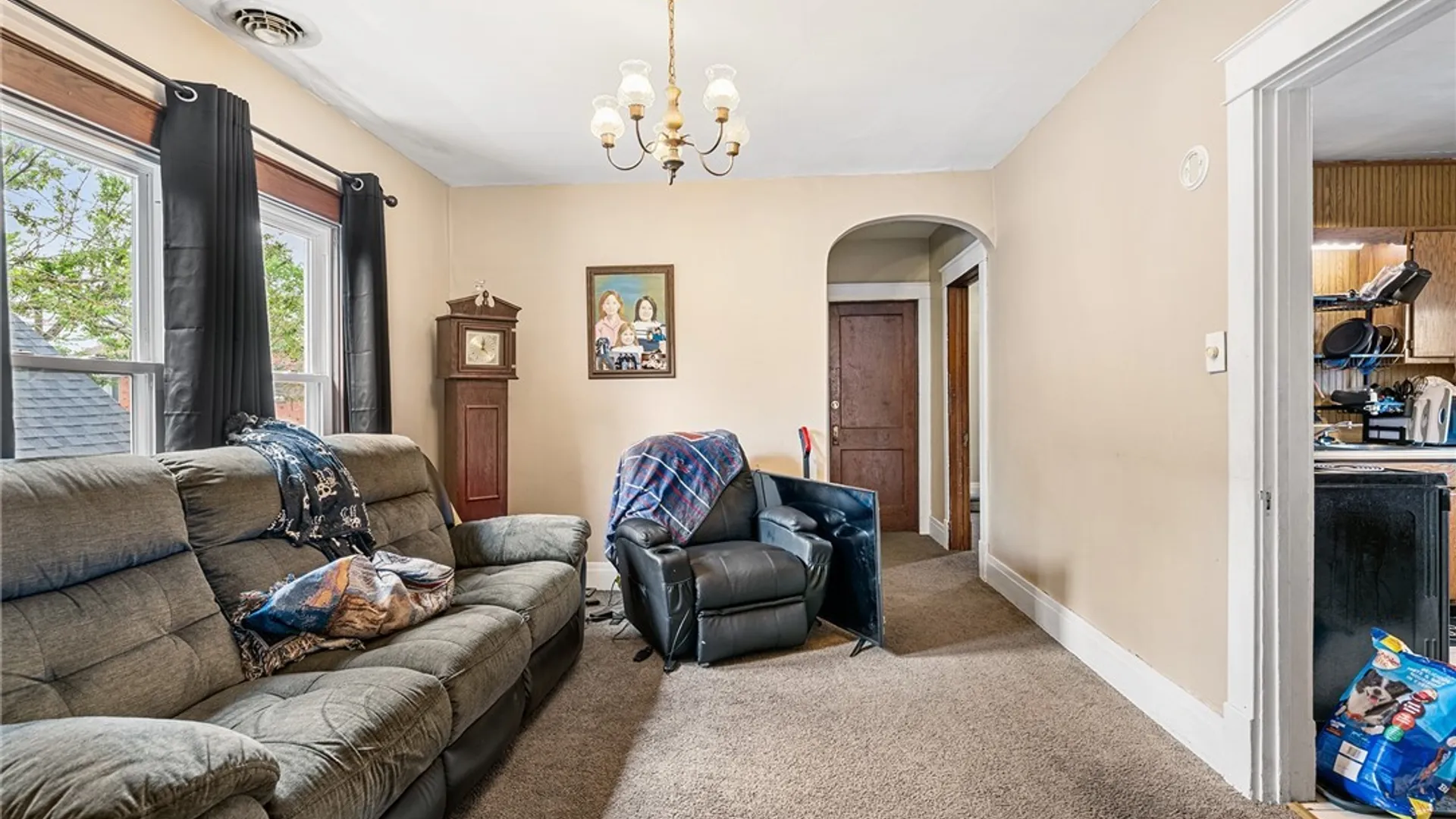 Property at 1614 Ferry Avenue, Niagara Falls, NY 14301 8