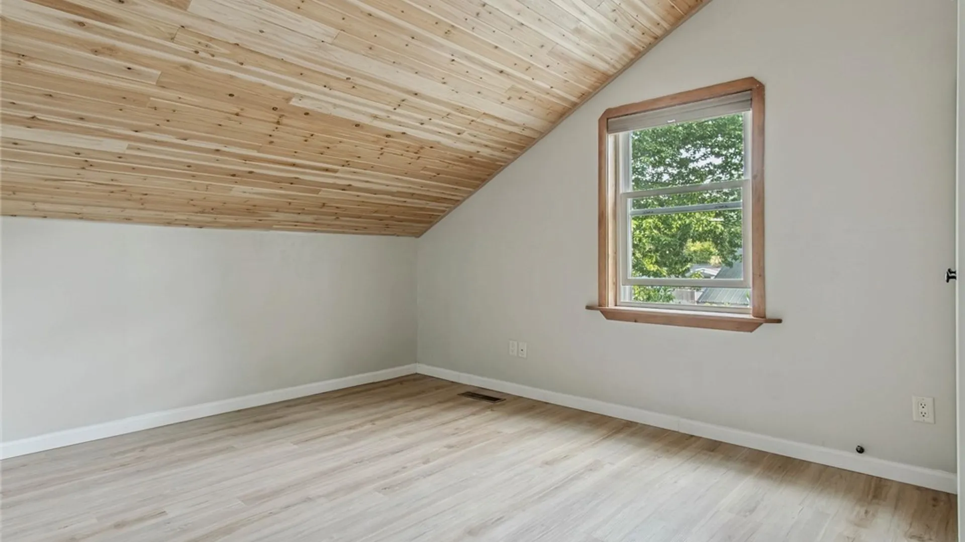 Property at 22000 Admirals, Le Ray, NY 13601 16