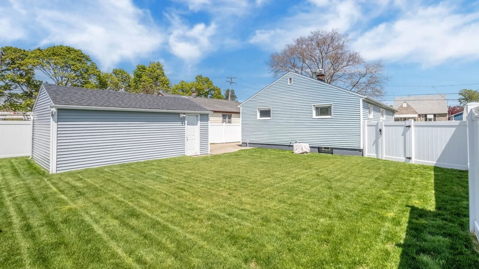 Property at 264 69th Street, Niagara Falls, NY 14304 3